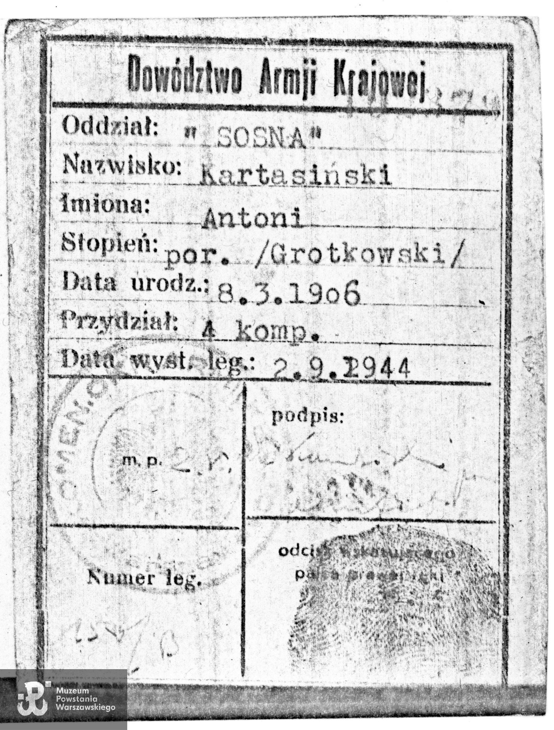 Ze zbiorów Muzeum Powstania Warszawskiego - Teczki personalne uczestników Powstania Warszawskiego: Kartasiński  Antoni