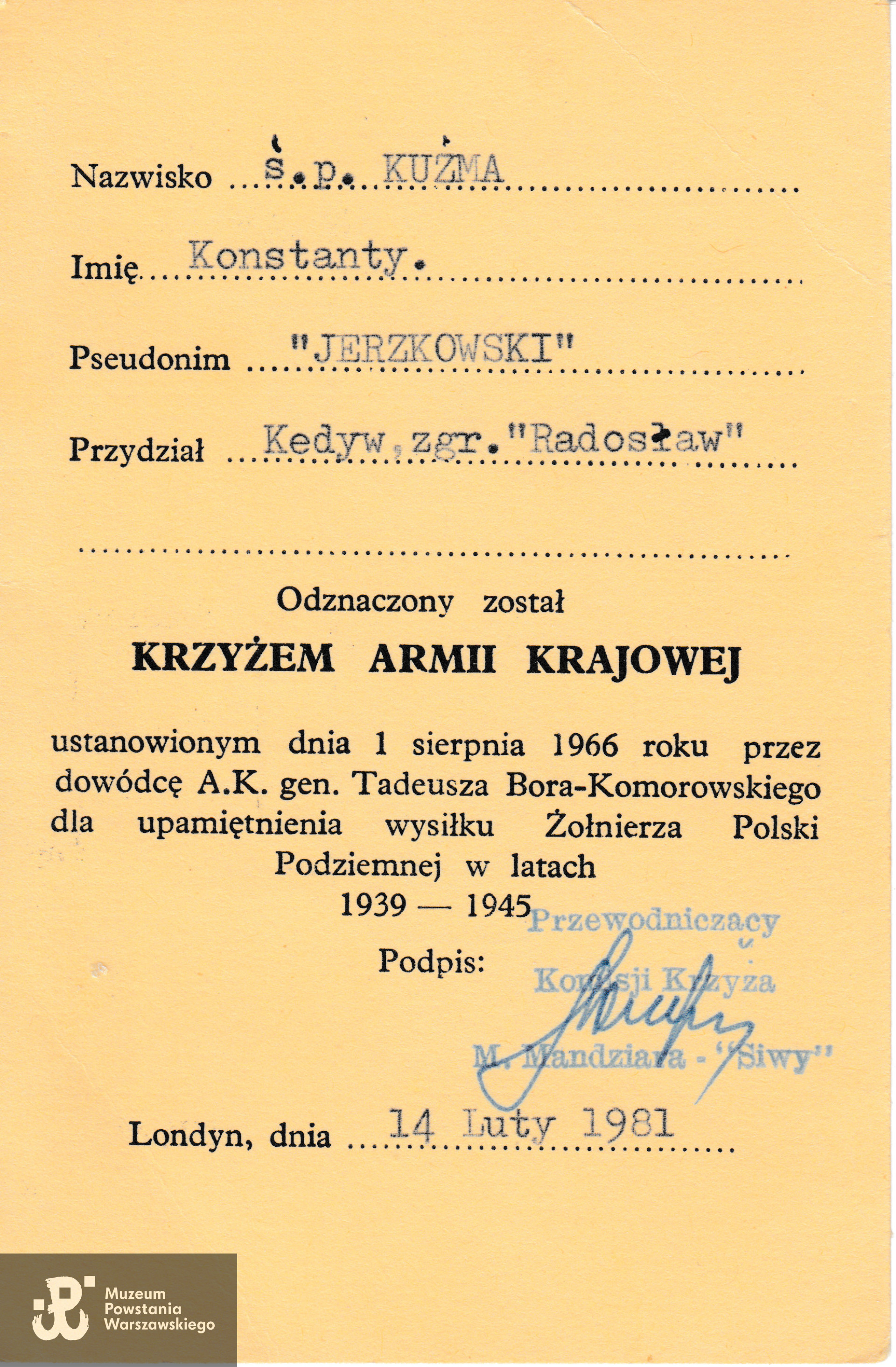 Legitymacja odznaczeniowa - Krzyż Armii Krajowej. Dokument ze zbiorów rodzinnych, skan udostępniła p. Hanna Derek, wnuczka Powstańca