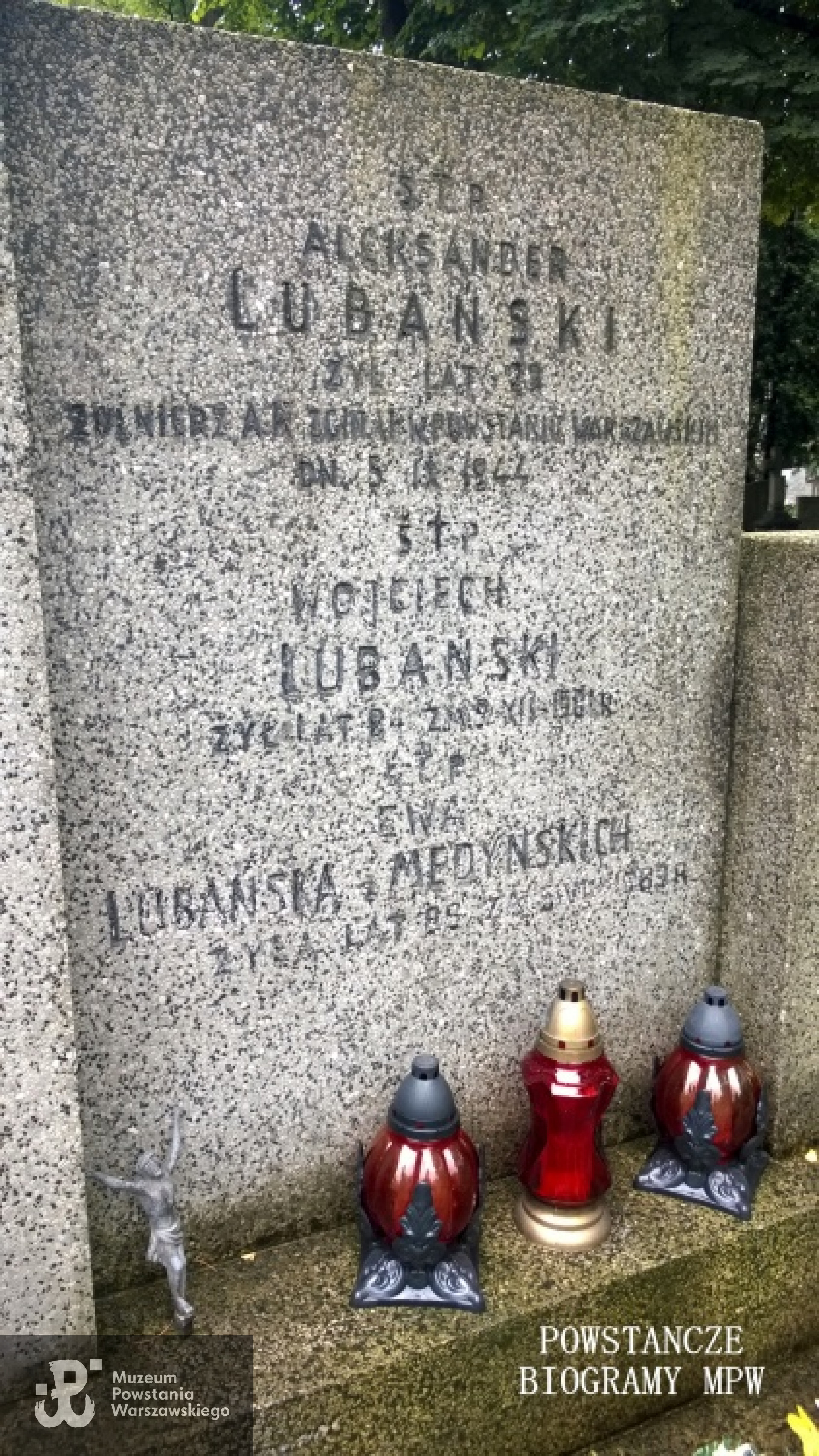 Data śmierci na nagrobku na Bródnie : "5 IX 1944 r."  Fot. udostępnione przez Justynę Szczepańską