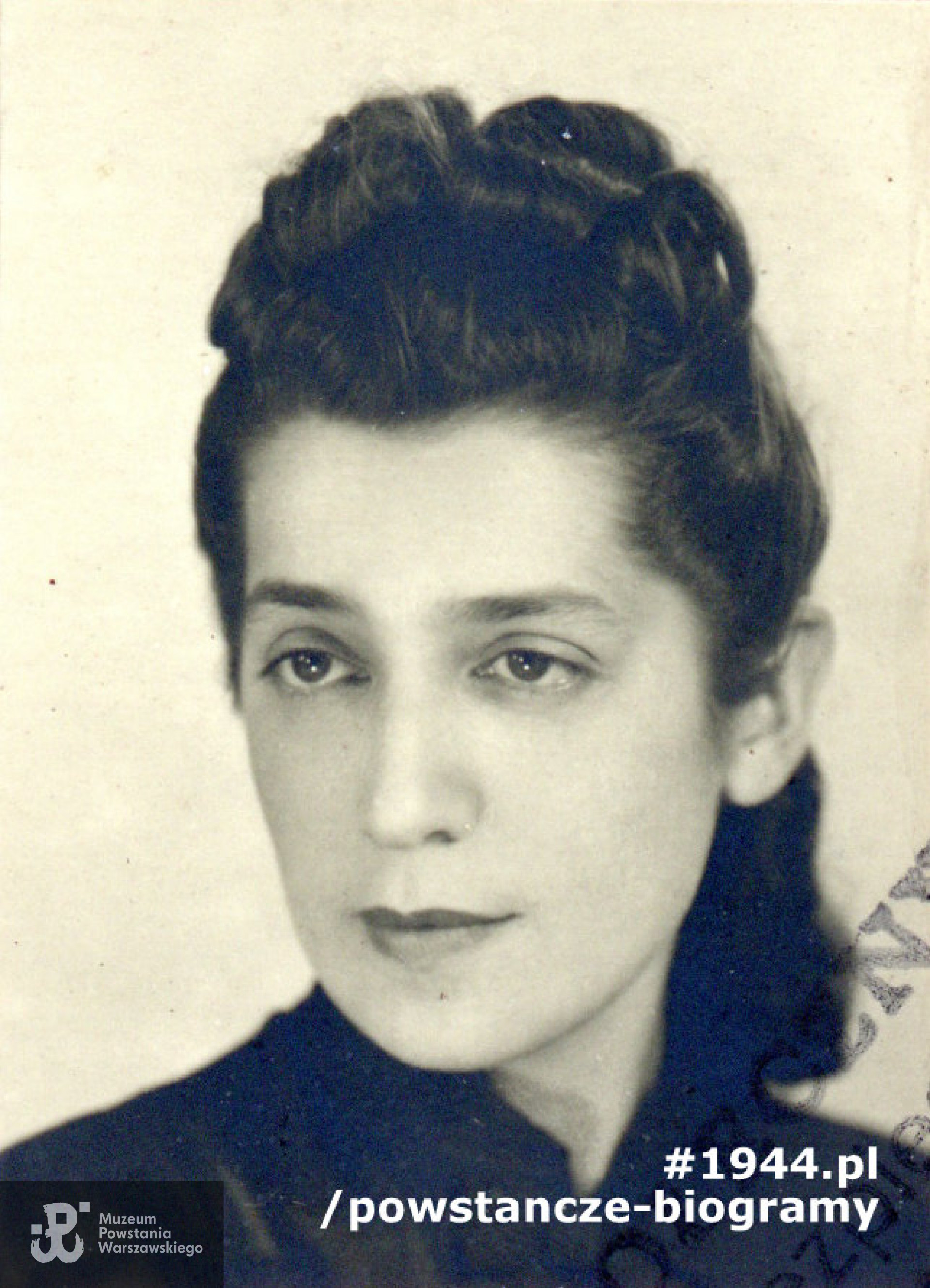 Sanitariuszka Krystyna Gumowska ps. "Wiktor" (1917-2001). Ze zbiorów Muzeum Powstania Warszawskiego, sygn. MPW-A/898 [A/898, Akc.5/98]