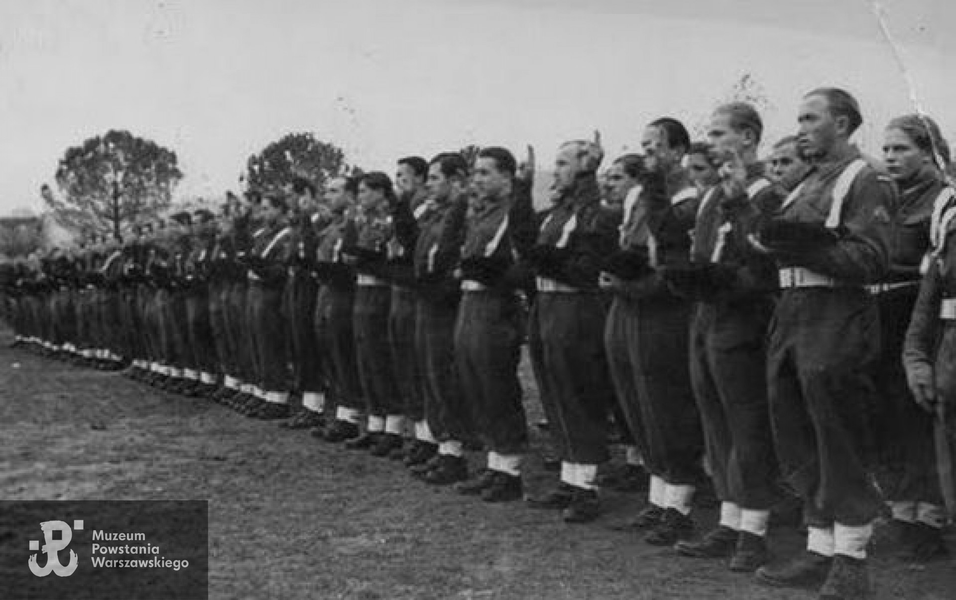 Ze zbiorów Andrzeja Łęckiego/Archiwum 2. HBAP "Żbik"