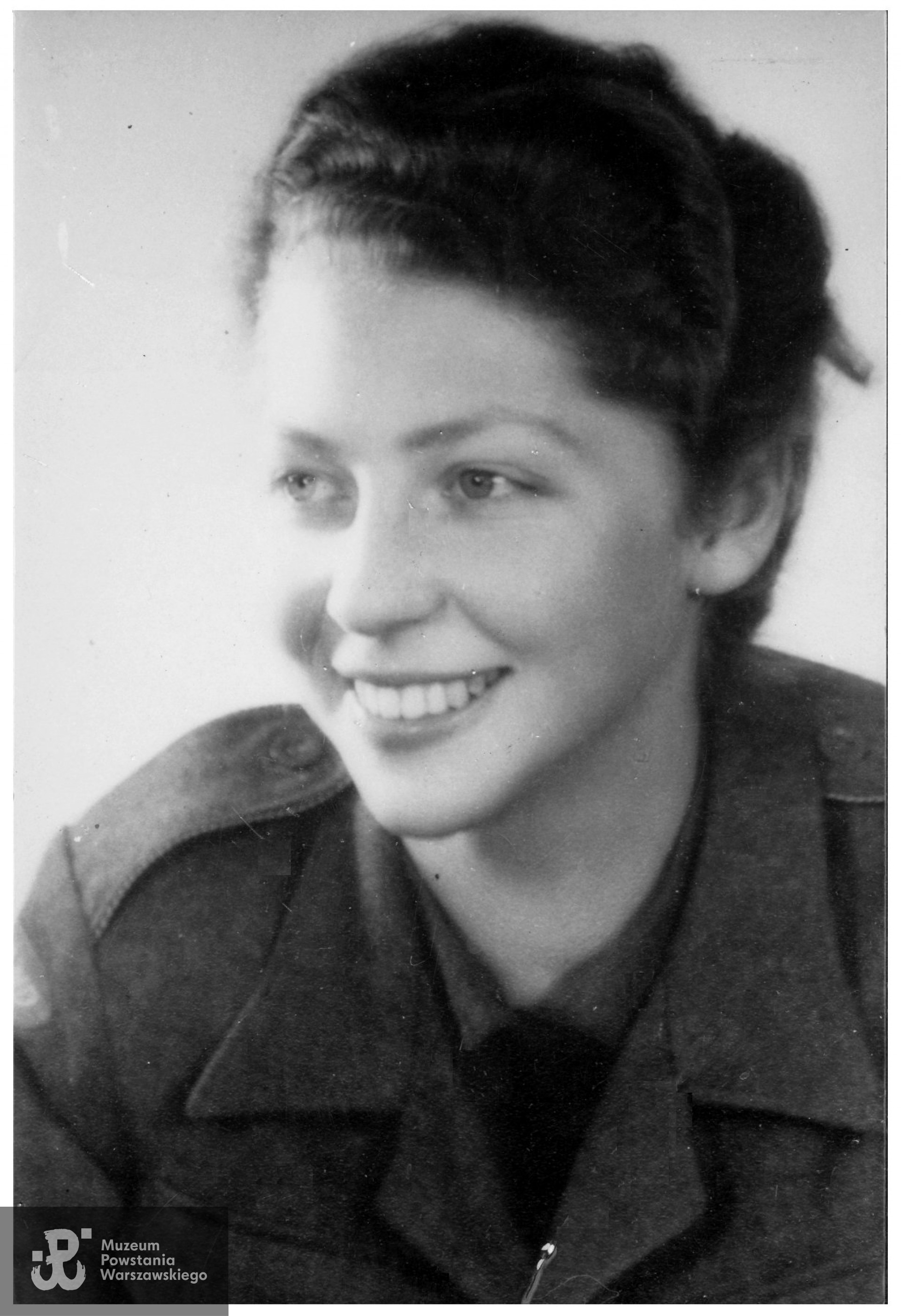 Maria Czarnecka-Gołaszewska "Storczyk". Fot. ze zbiorów BUW, Rps 3034 s.  37, skan: materiały do Słownika Uczestników Powstania Warszawskiego, Dział Kombatanta