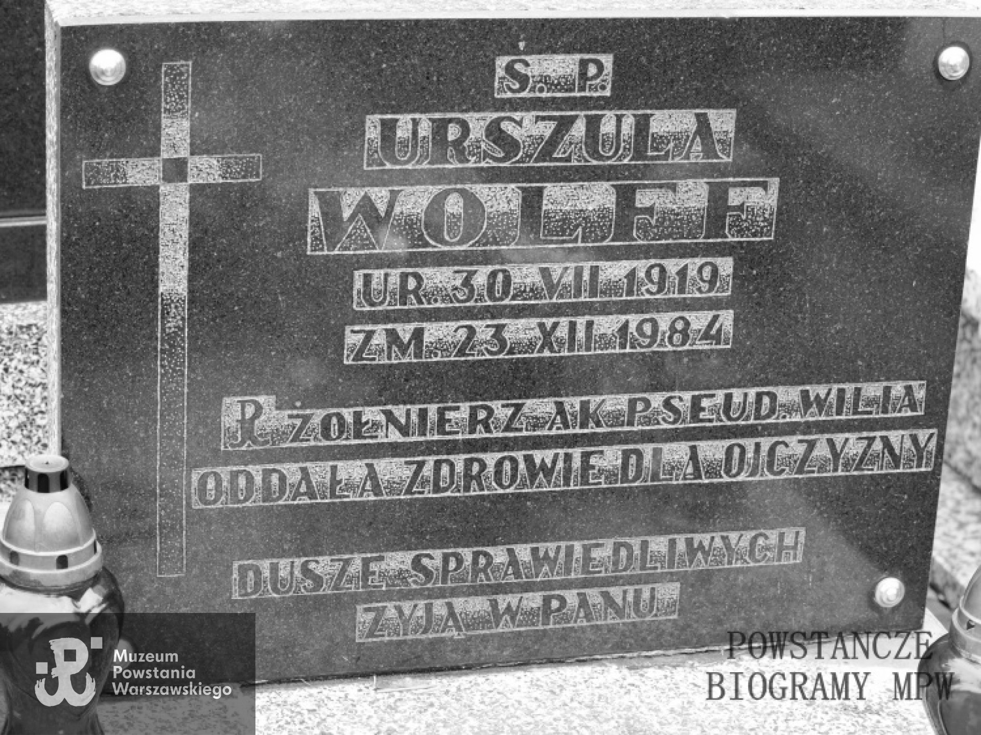 Mogiła na cmentarzu w Bedoniu Przykościelnym. Fot. udostępniła Aneta Krent