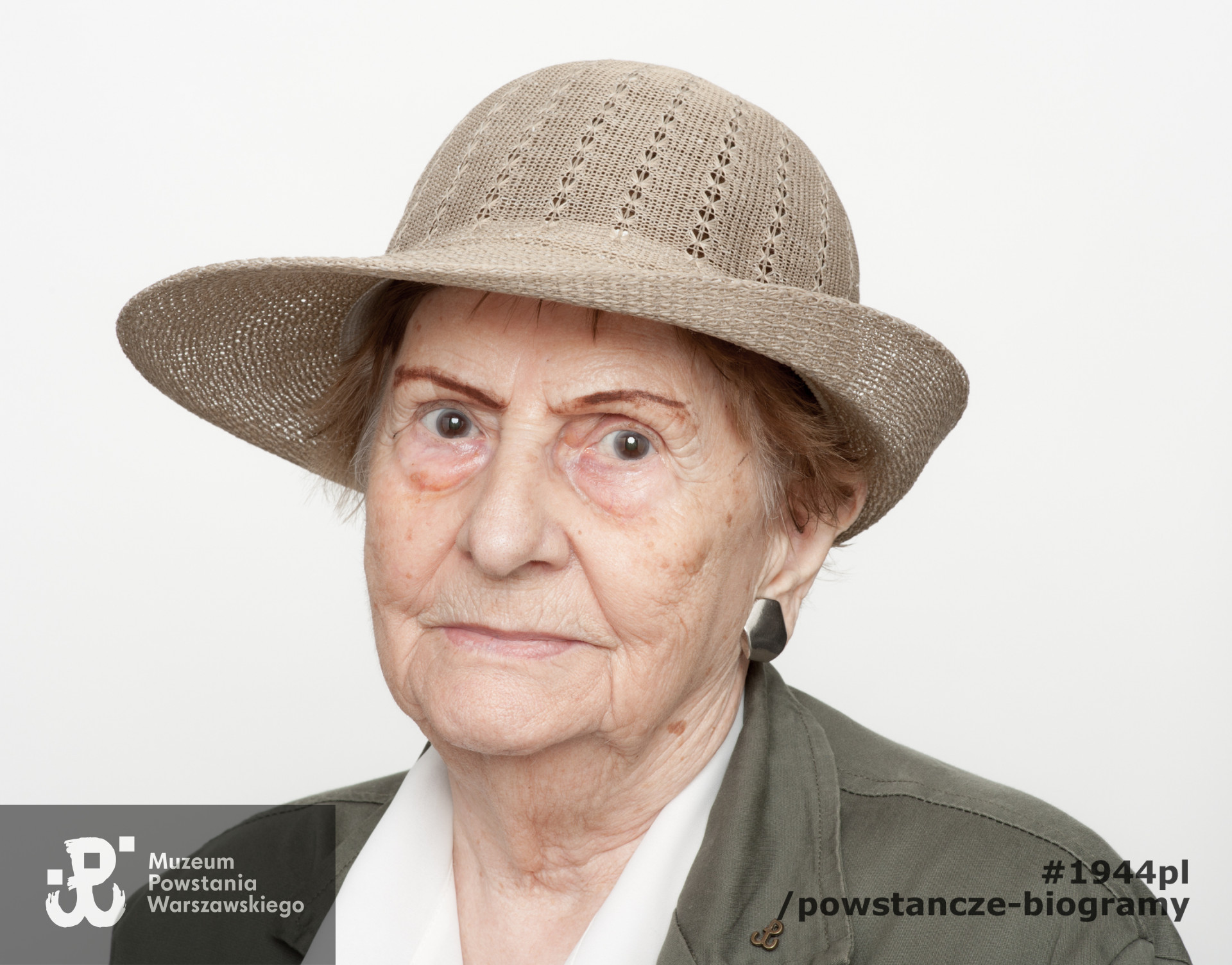 Zdjęcie z serii portretów Powstańców Warszawskich wykonanych w ramach projektu "1944/70/2014" realizowanego przez grupę WWPHOTO dla uczczenia 70. rocznicy wybuchu Powstania Warszawskiego. Muzeum Powstania Warszawskiego, 22.07-04.08 2013.