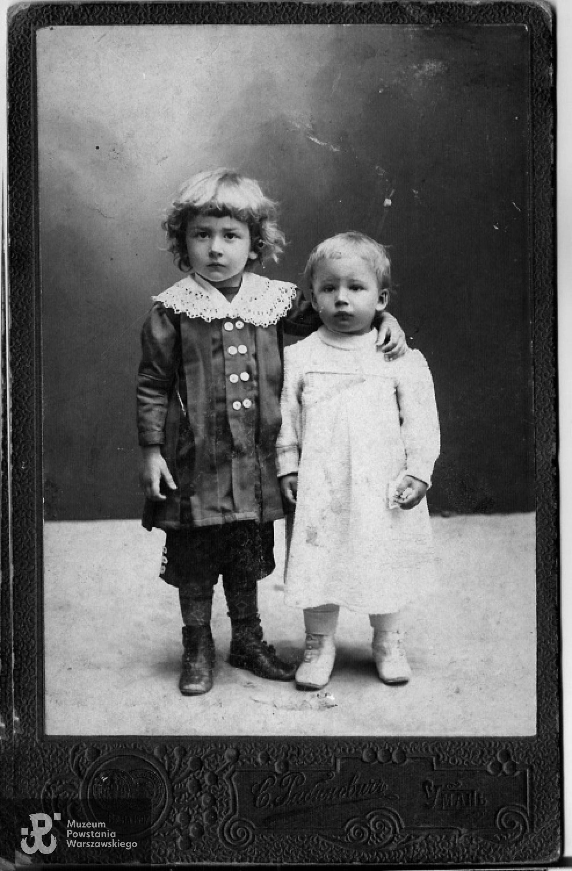 Czesław Korwin-Piotrowski ze starszym bratem Faustynem