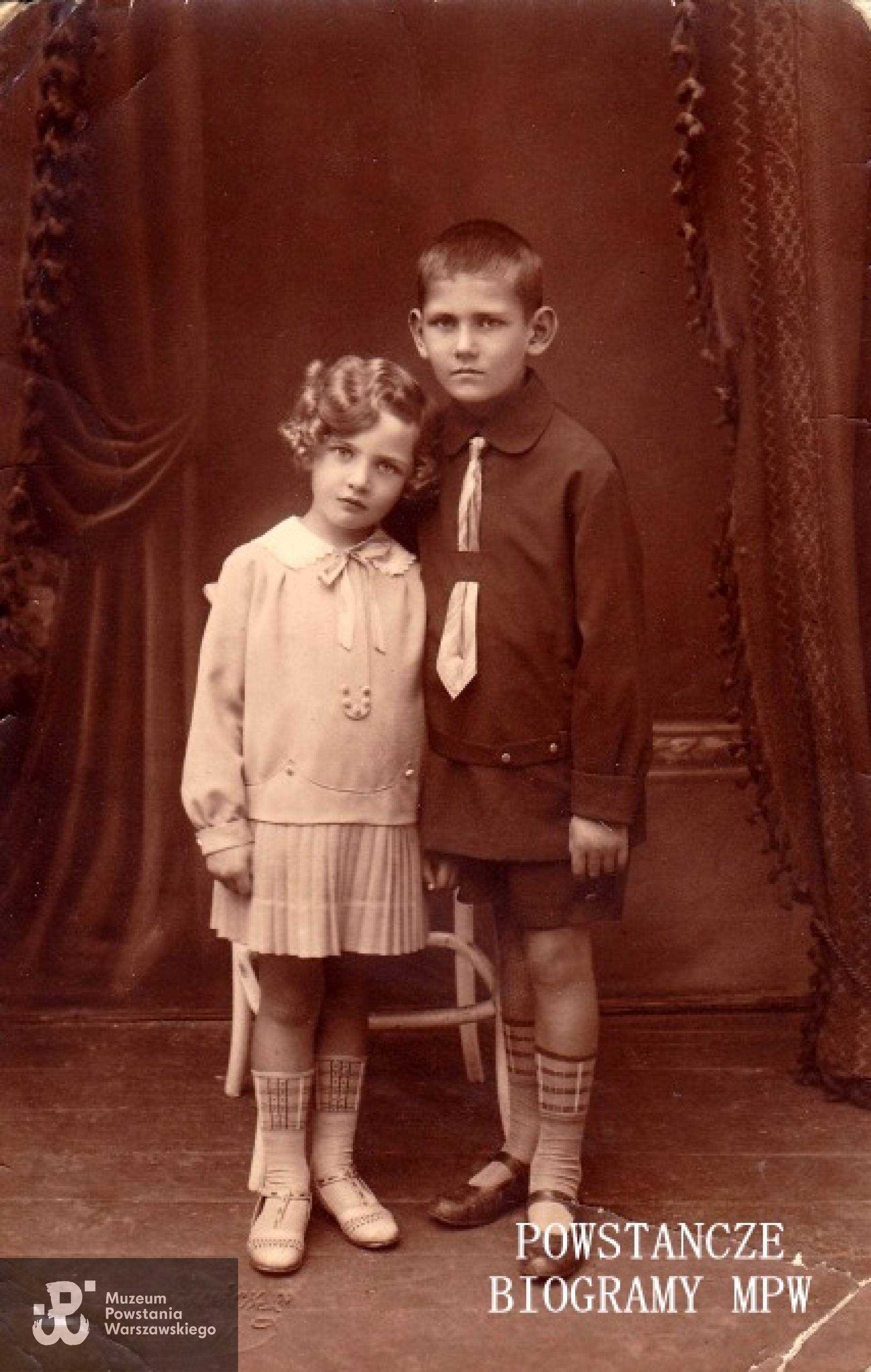 Halina z bratem Tadeuszem. 1929 rok. Fot. archiwum rodzinne