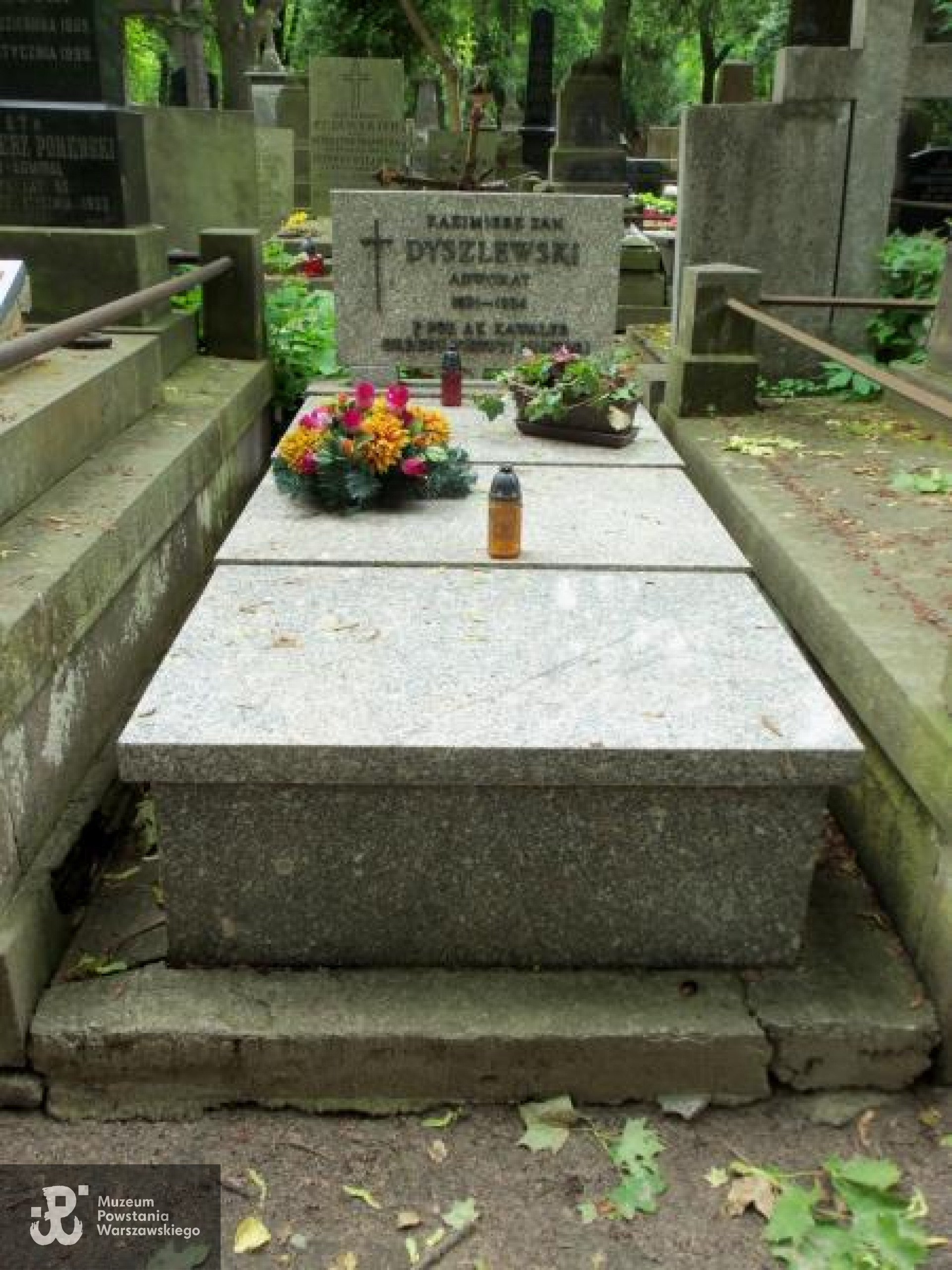 Źródło fot.  Warszawskie Zabytkowe Pomniki Nagrobne <i>cmentarze.um.warszawa.pl</i>