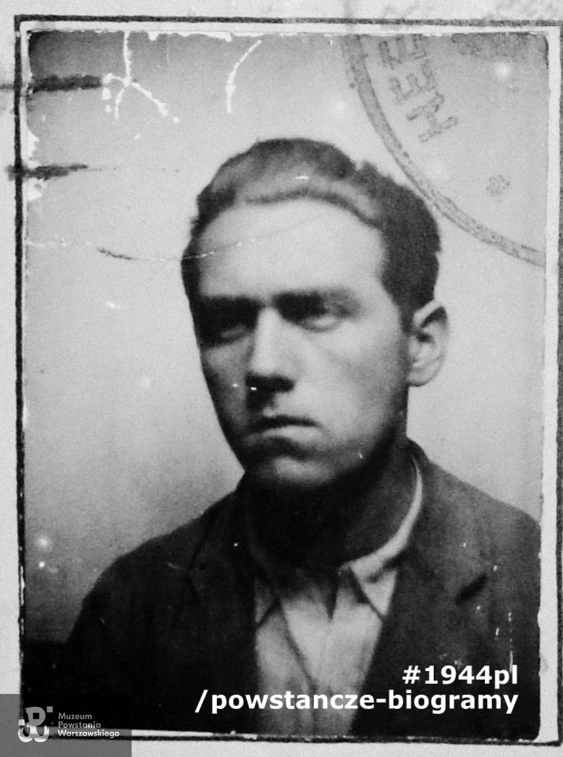 Fotografia legitymacyjna z dokumentów z okresu okupacji niemieckiej. Zbiory Zbigniewa Czesława  Jakubowskiego, fotografię wykonała p. Jolanta Wencel, udostępniła p. Eva Gauld 