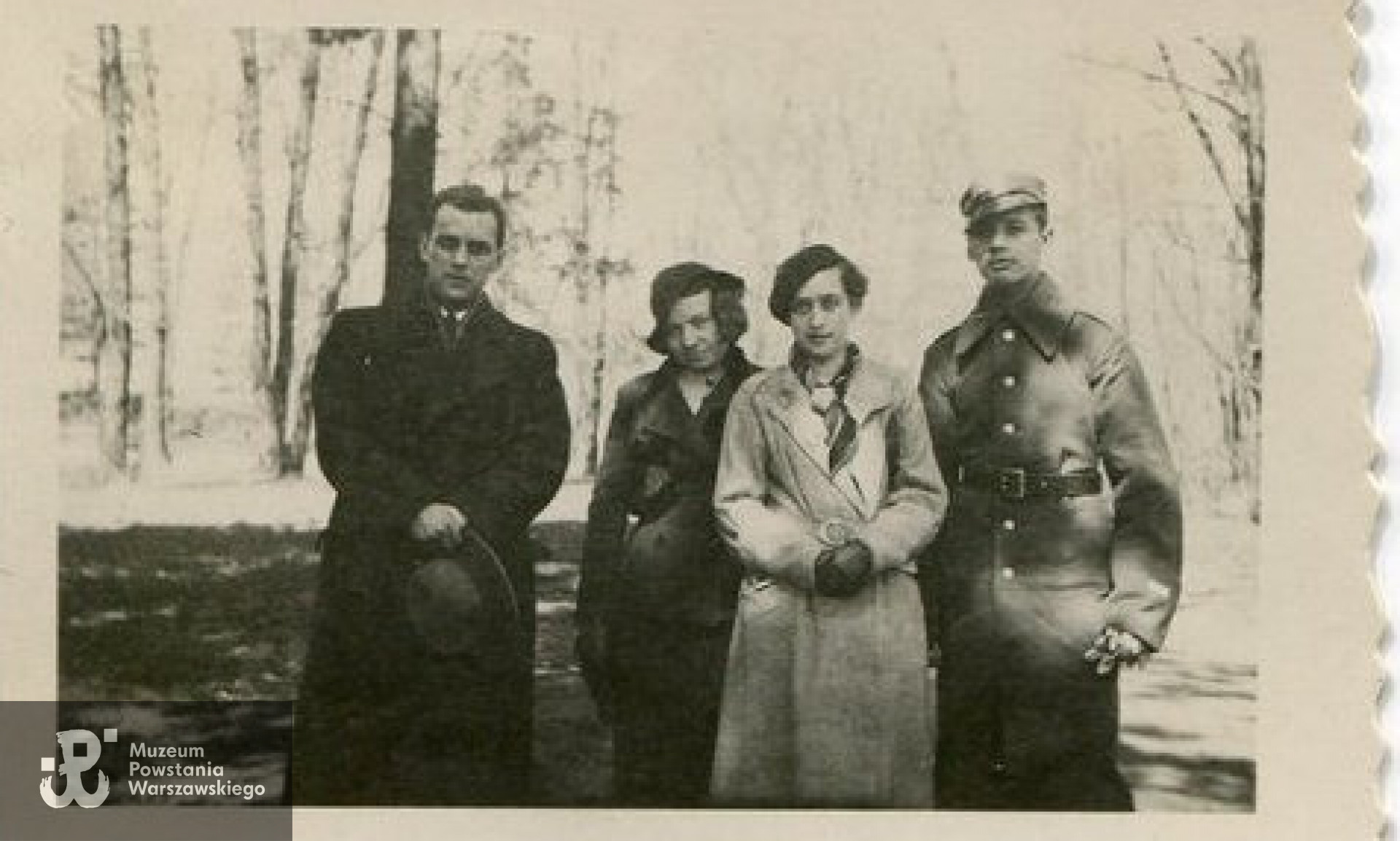 Wenancjusz Kukliński, jego  siostra Halina Kuklińska "Madelon", brat  Godzimir Kukliński i bratowa. Fot. z archiwum rodzinnego Julitty Surmackiej  z d . Kuklińskiej.