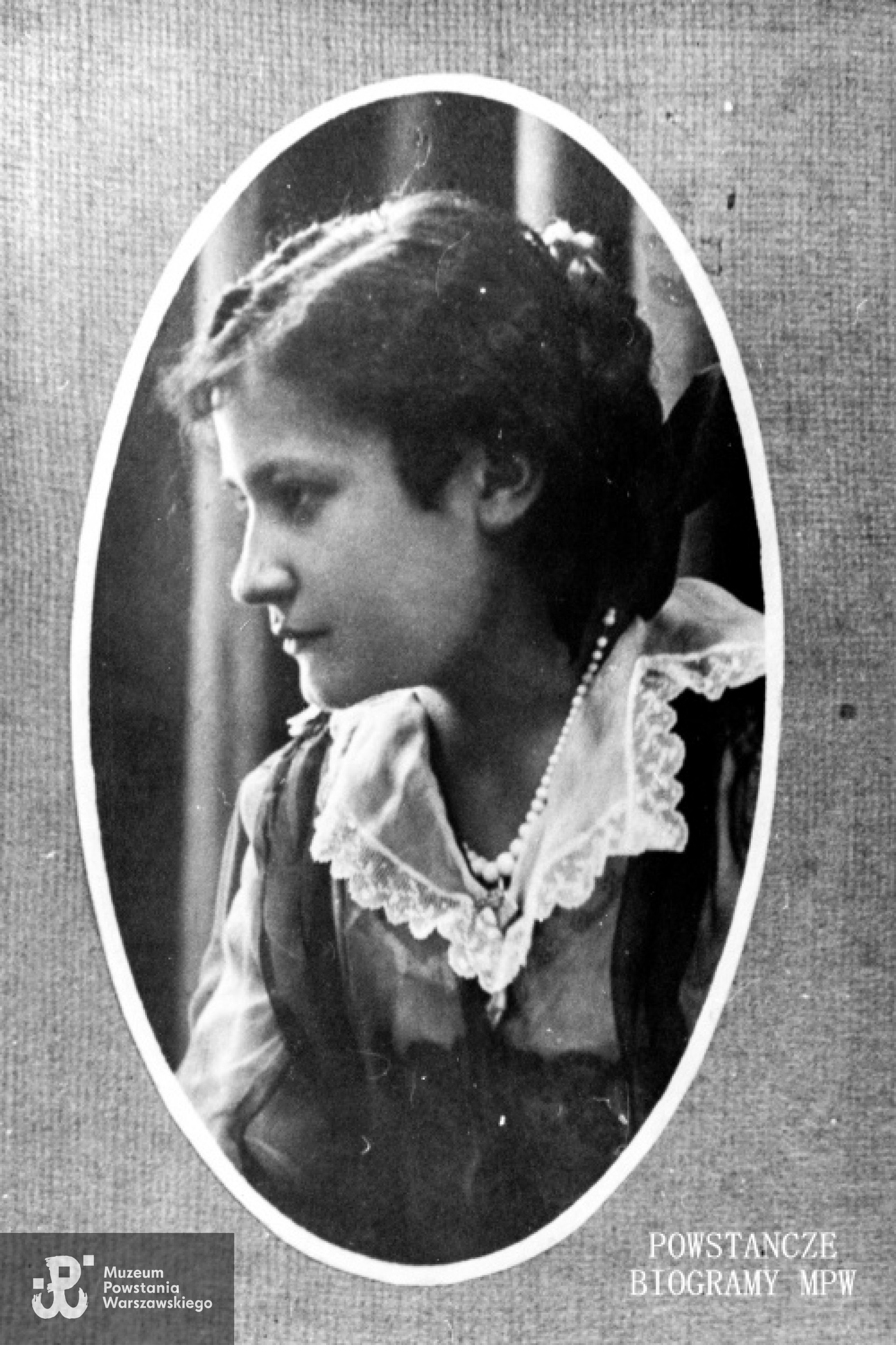 Balbina Przeździecka "Prus" (1893-1944), na zdjęciu we wczesnej młodości. Fot. z archiwum rodzinnego.