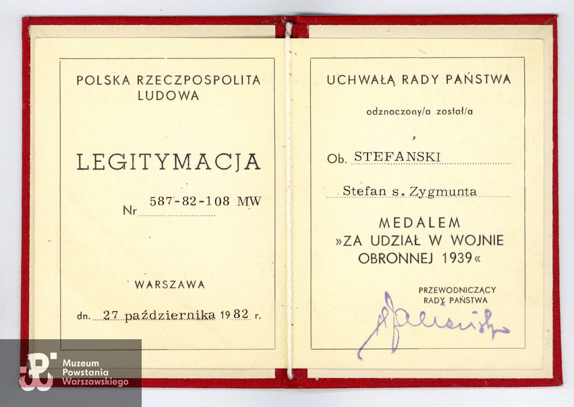 Legitymacja odznaczeniowa - Medal za udział w Wojnie Obronnej 1939.  Ze zbiorów Muzeum Powstania Warszawskiego, sygn. P/5030