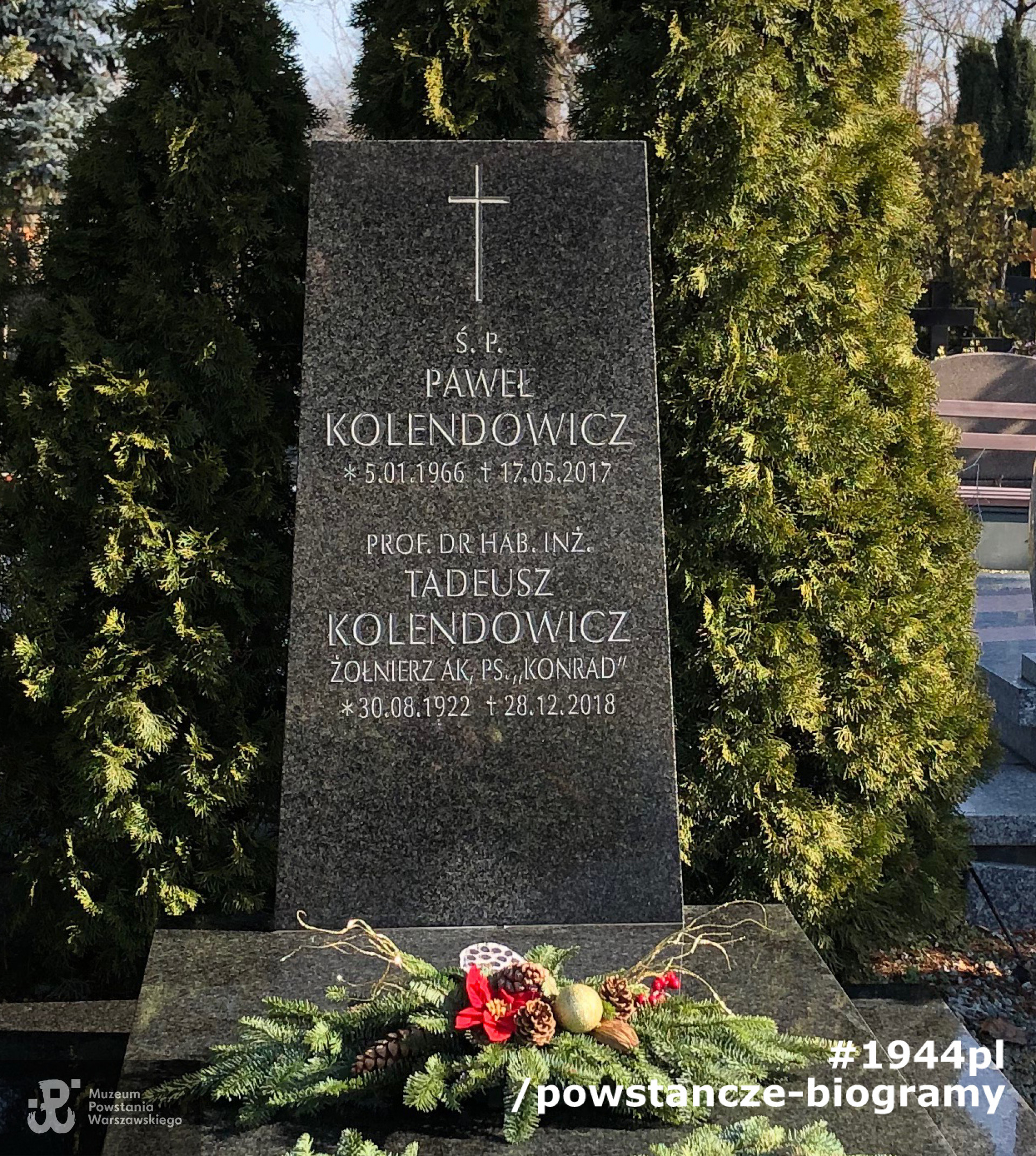 Grób prof. Tadeusza Kolendowicza na Cmentarzu  parafii Świętej Rodziny przy ulicy Smętnej we Wrocławiu. Fot. ze zbiorów rodzinnych p. Ewy Kolendowicz