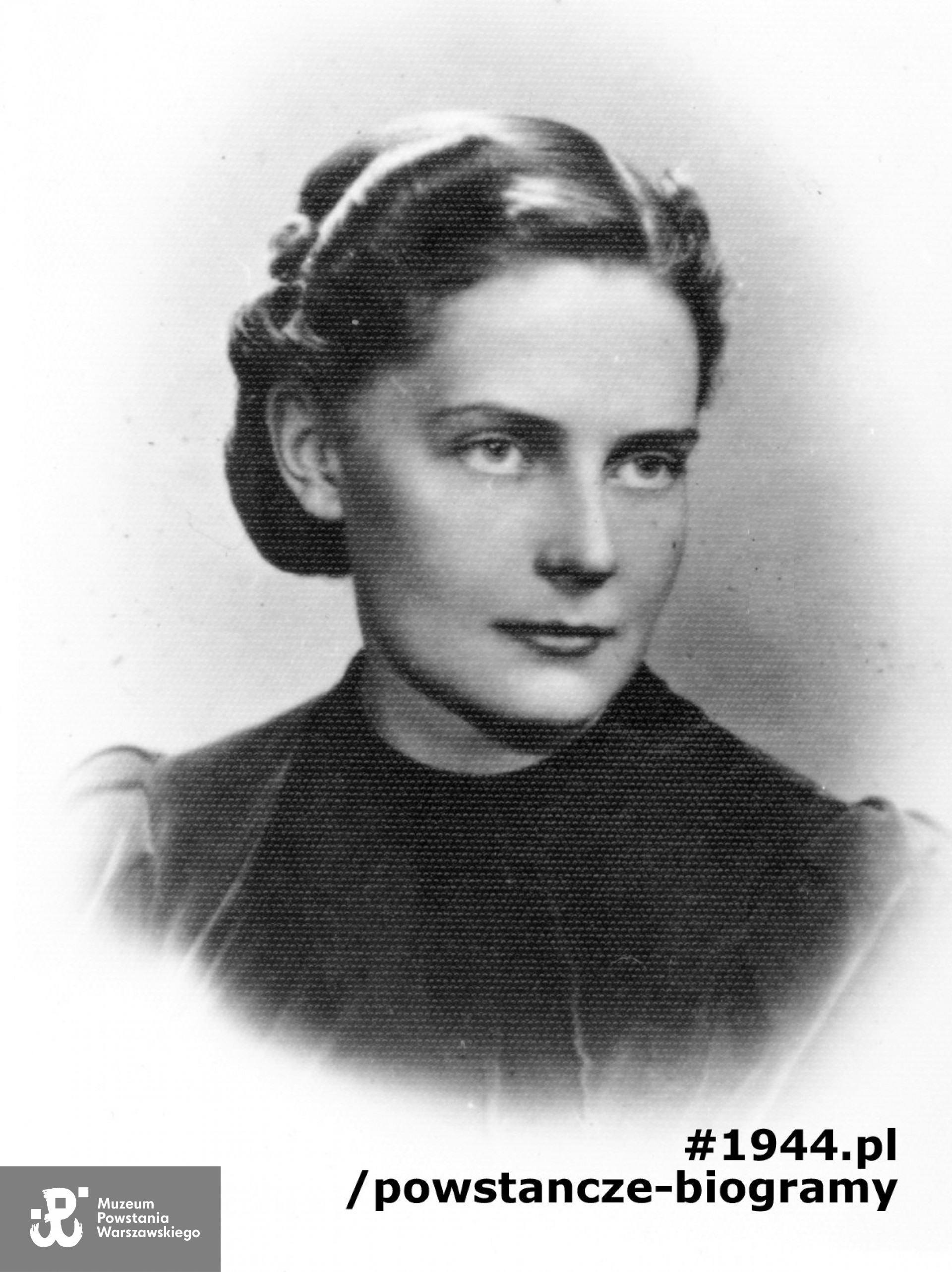 Maria Bożena Wolska - Krajewska "Bożena" (1919-2006). Fotografia portretowa z roku 1943 r. Ze zbiorów Muzeum Powstania Warszawskiego - materiały do Słownika Biograficznego Uczestników PW