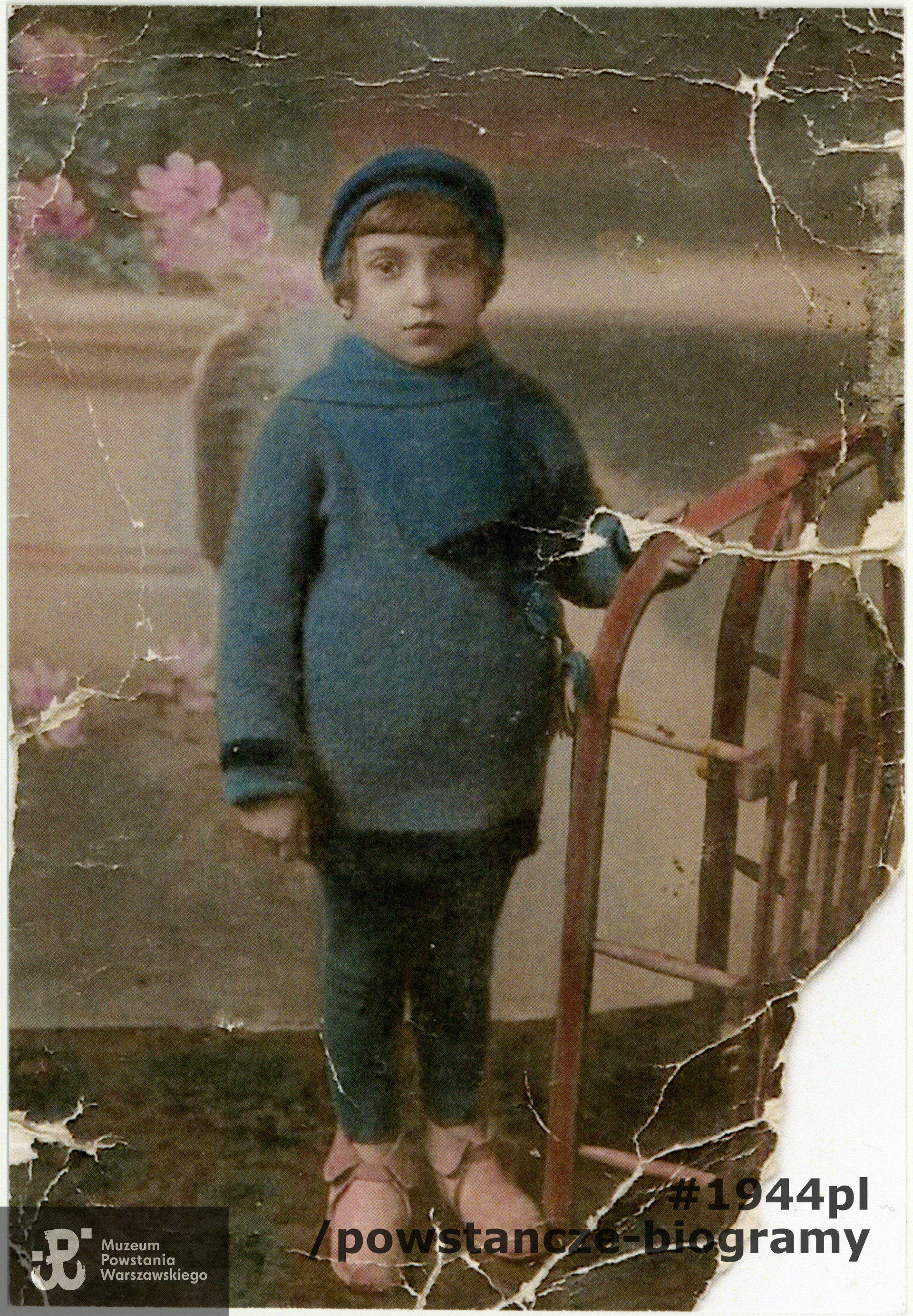 Zdzisława Kempska - fotografia z okresu dzieciństwa. Fot. ze zbiorów prywatnych p. Henryka Gralewskiego, brata poległej  Aliny Gralewskiej ps. Alma, skan wykonany w Archiwum MPW