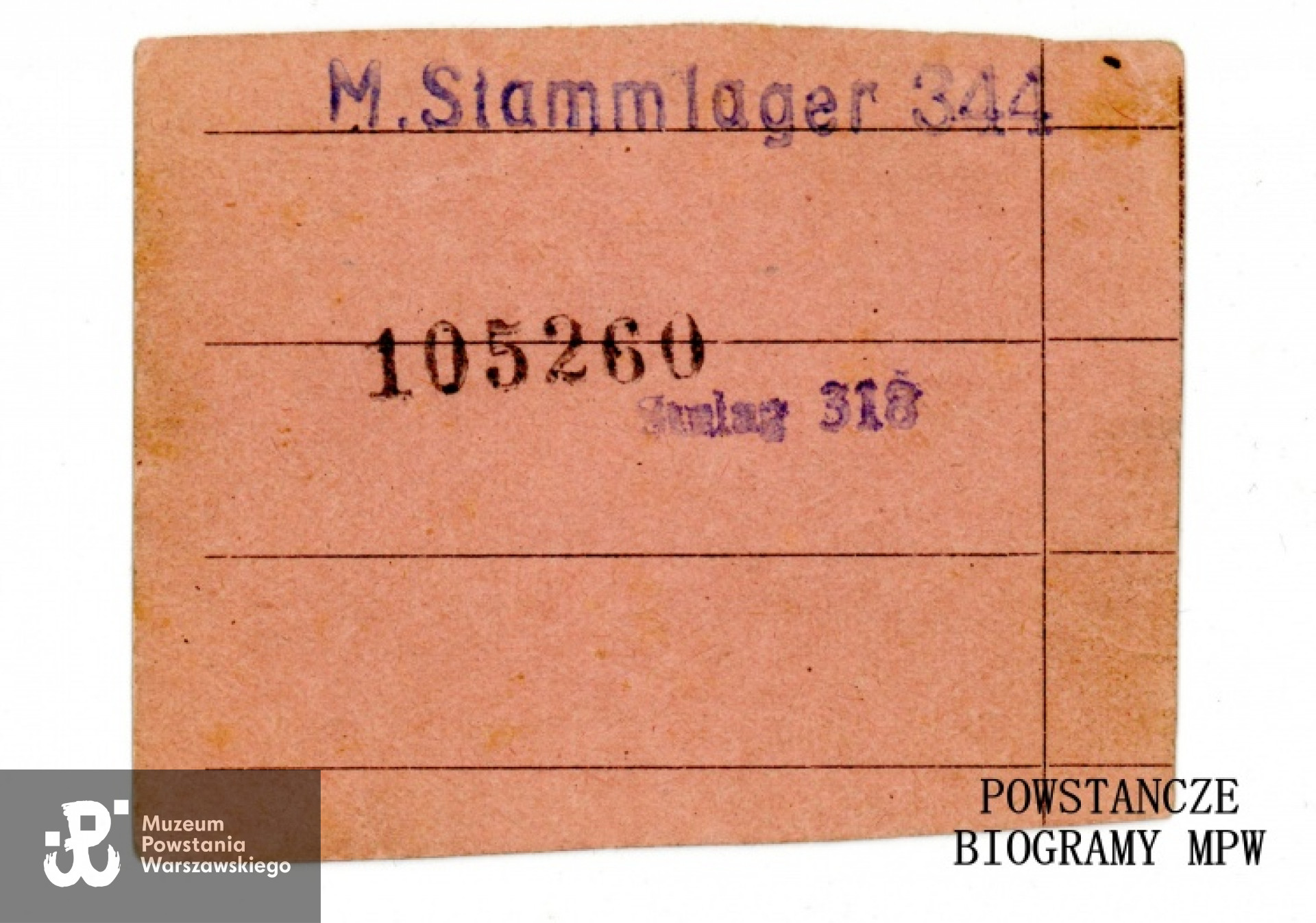 Należący do Włodzimierza Wiśniewskiego ps. "Szczerba" numer jeniecki na tekturce - 105.260. Ze zbiorów Muzeum Powstania Warszawskiego, sygn. P/1182, dar Włodzimierza Wiśniewskiego "Szczerby"