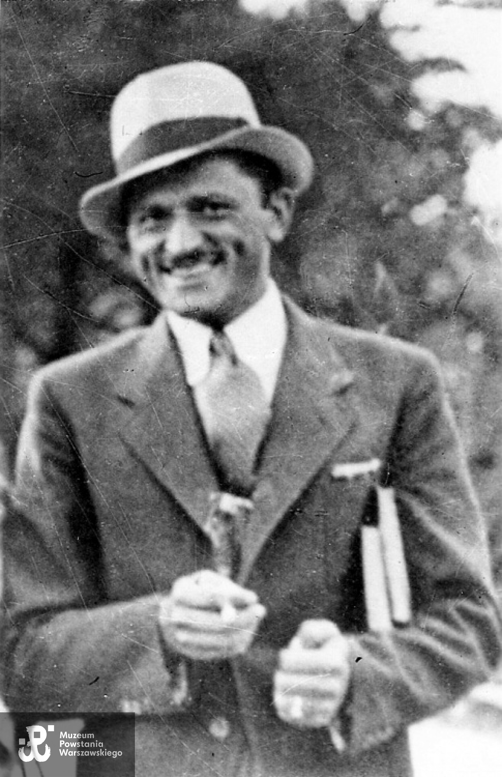 Jako student Wydziału Prawa Uniwersytetu Warszawskiego, 1933 r. Fot. z archiwum rodzinnego Krzysztofa Żyłowskiego.