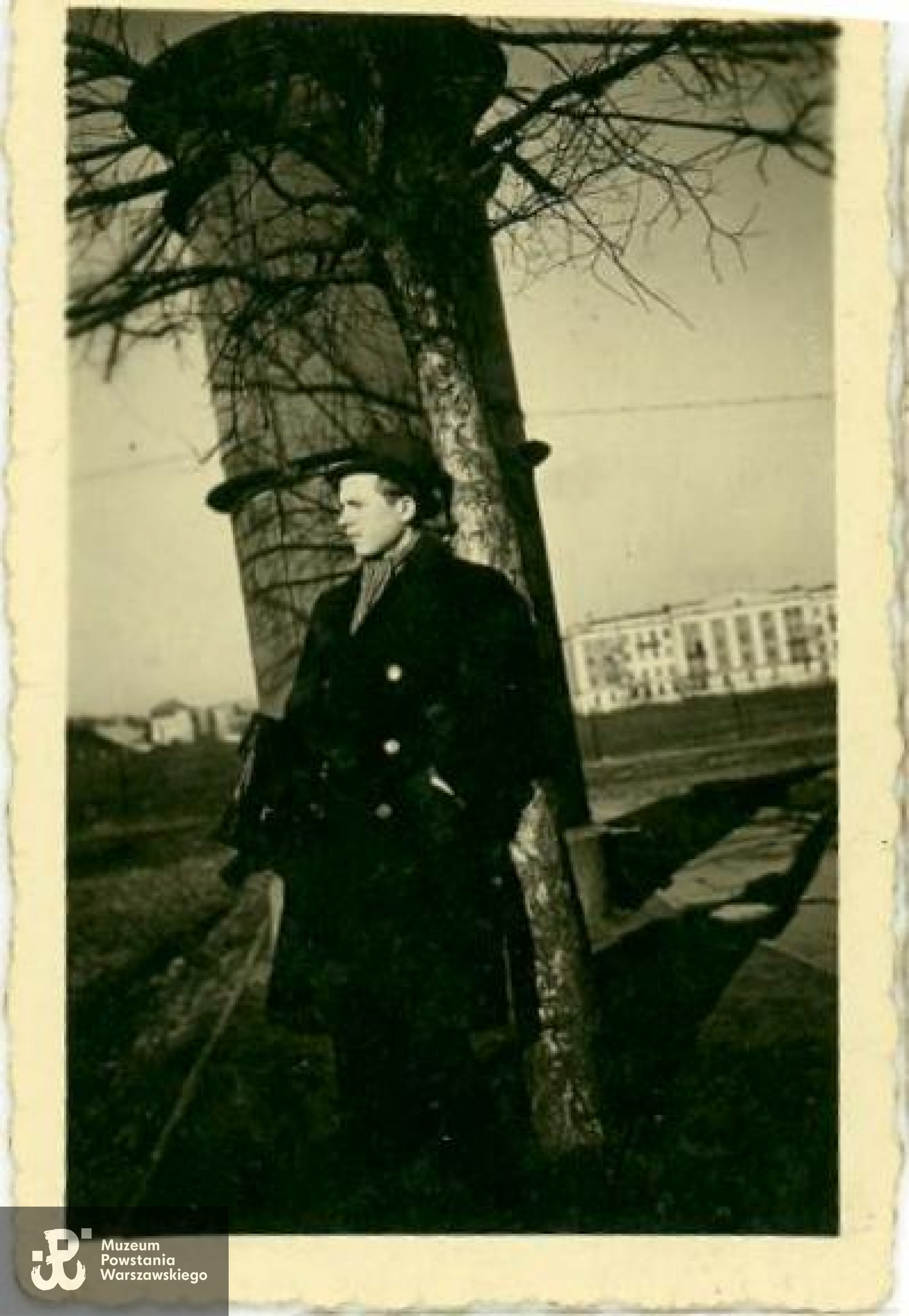 Fot. z  archiwum prywatnego p. Henryka Łagodzkiego - materiały do Słownika Uczestników PW