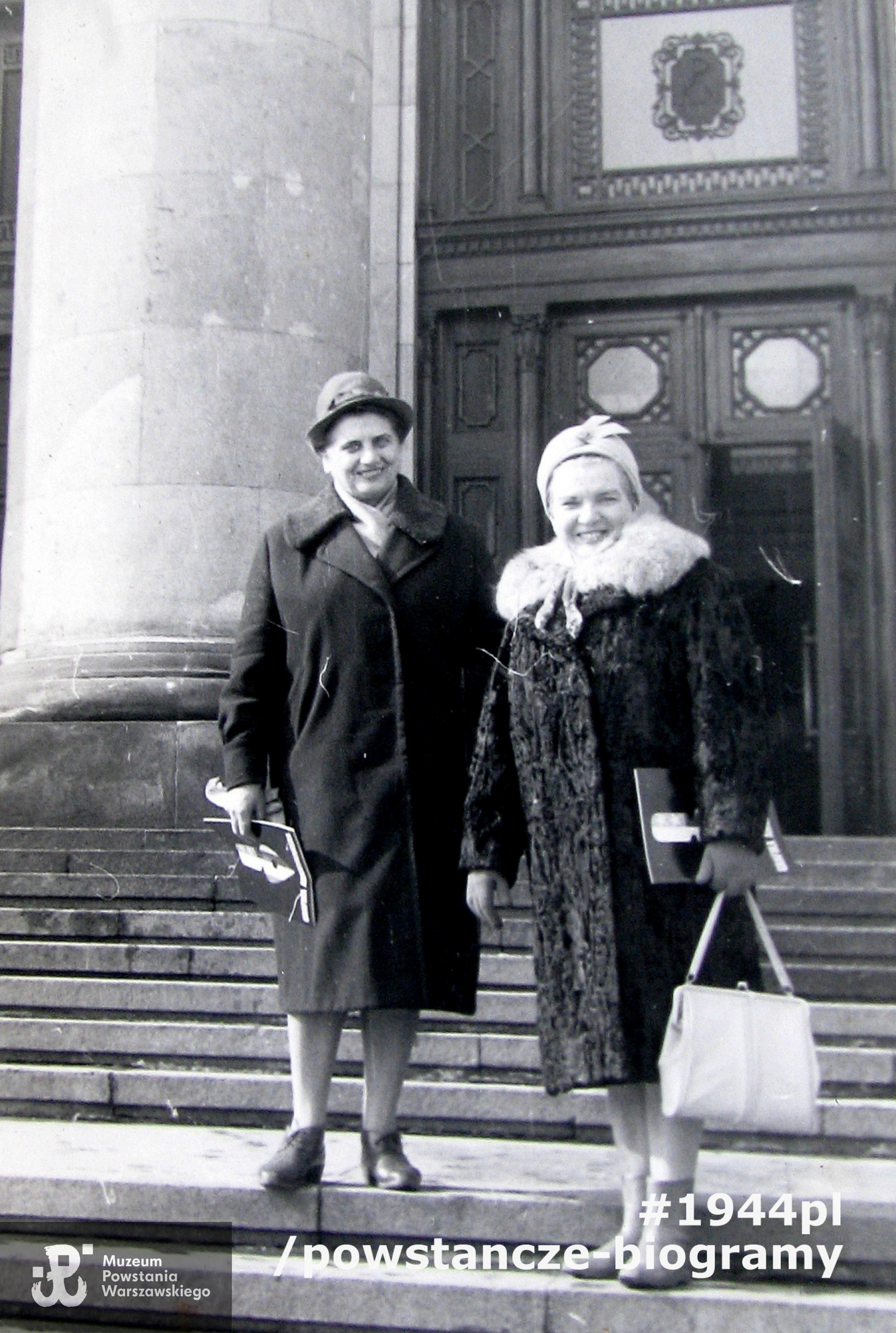 Warszawa, lata 50-te XX w. Z Izydrorą Kuhn. Fot. udostępniła p. Ewa Kuhn-Dyczkowska