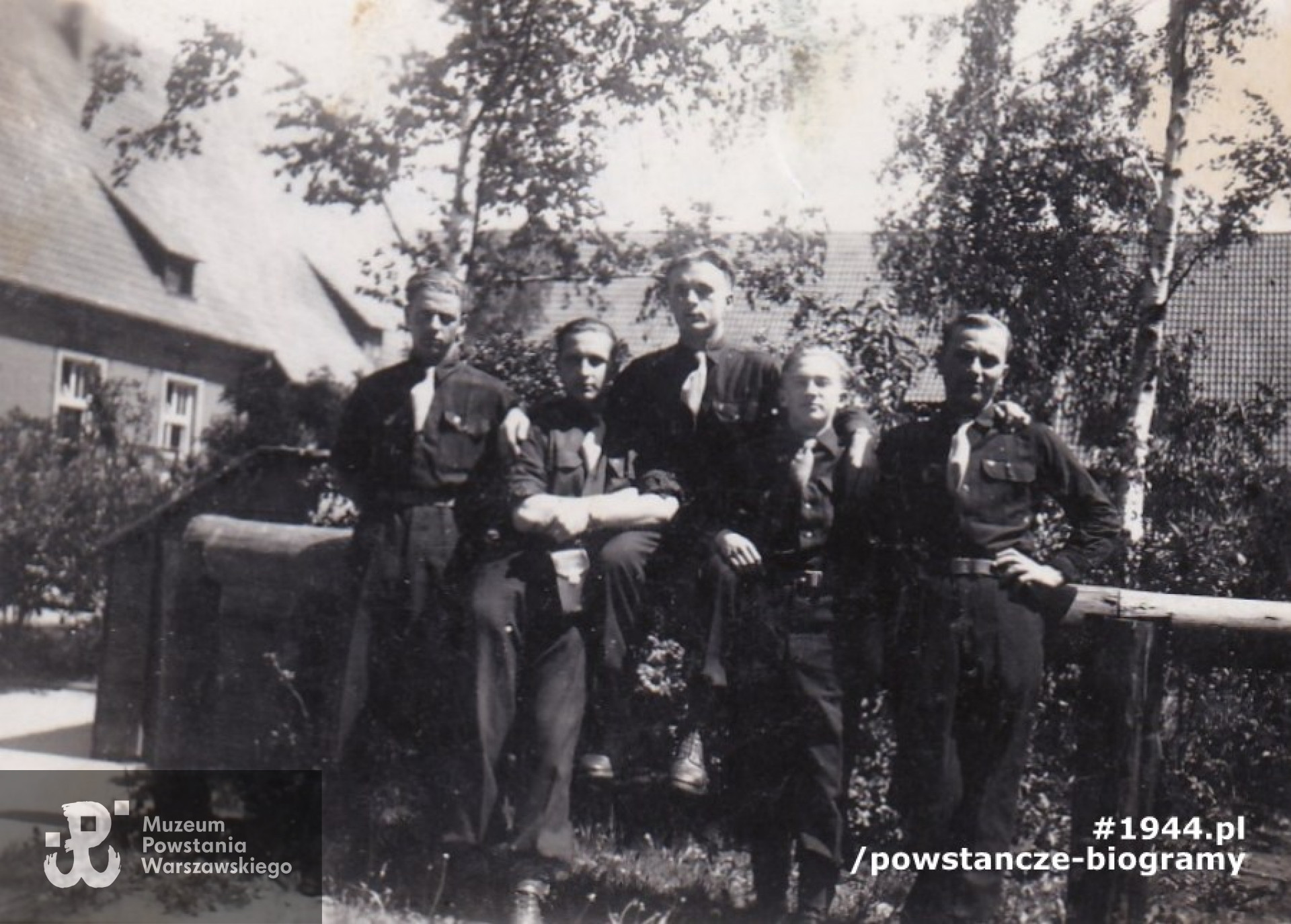 Koszary w Zündorf (Kolonia) - 1946 rok. Fot. archiwum rodzinne, udostępnił wnuk, p. Konrad Tarnopolski