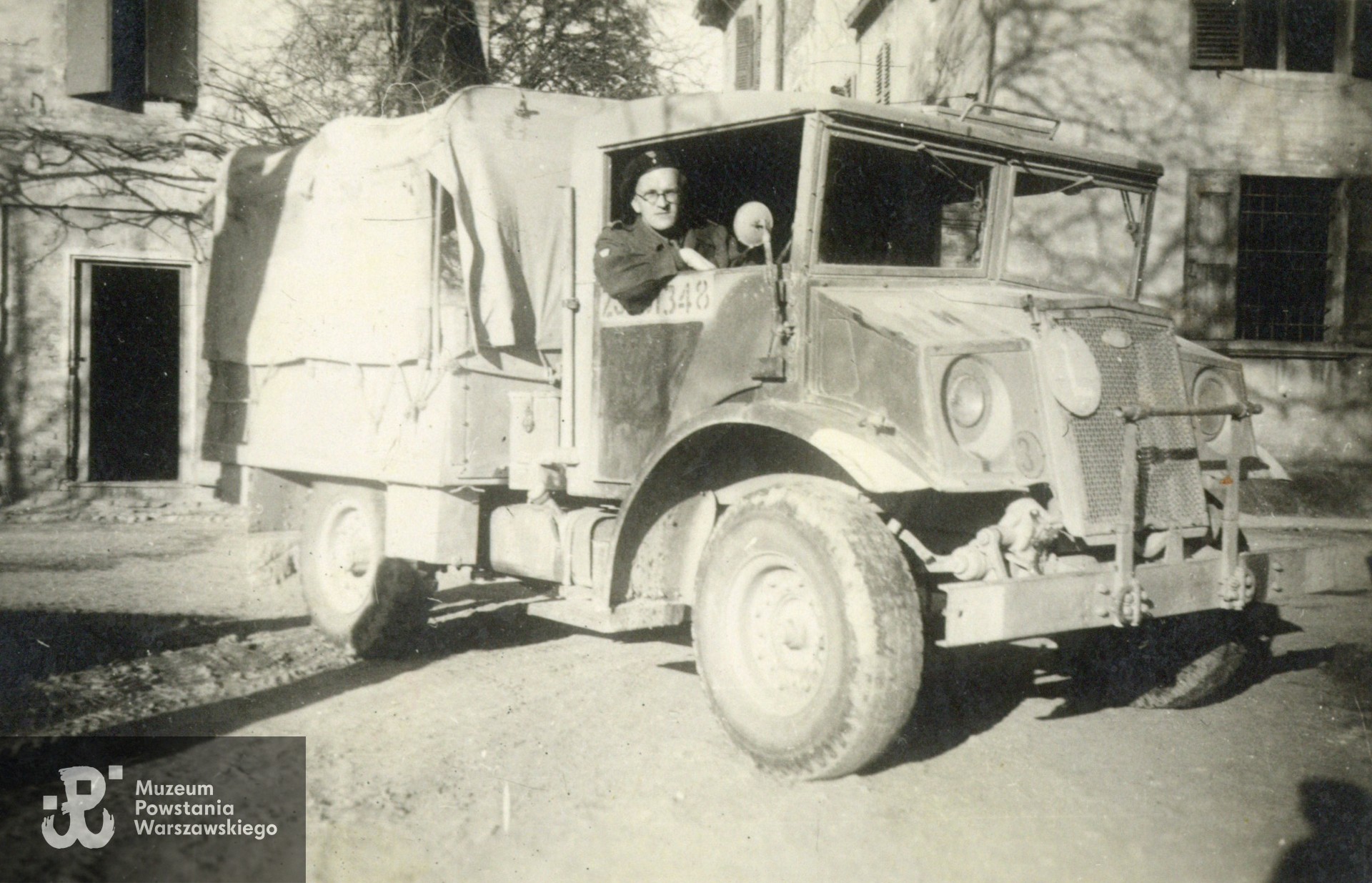 Fot. ze zbiorów rodzinnych  synów Powstańca,   p. Wojciecha i Romana Zasadzińskich. Skany wykonano w Muzeum Powstania Warszawskiego, 06/2024.