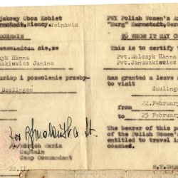 Zaświadczenie wystawione w Polskim Obozie Wojskowym Burg - Weinheim zezwalające strz. [sic!] Hannie Malczyk oraz strz. Janinie Januszkiewicz na pobyt w Esslingen od 22 do 25 lutego [1946r. ?]. Dokument ze zbiorów rodzinnych p. Anny Gabryelskiej z d. Malczyk, skan udostępniła p. Katarzyna Chmurska 