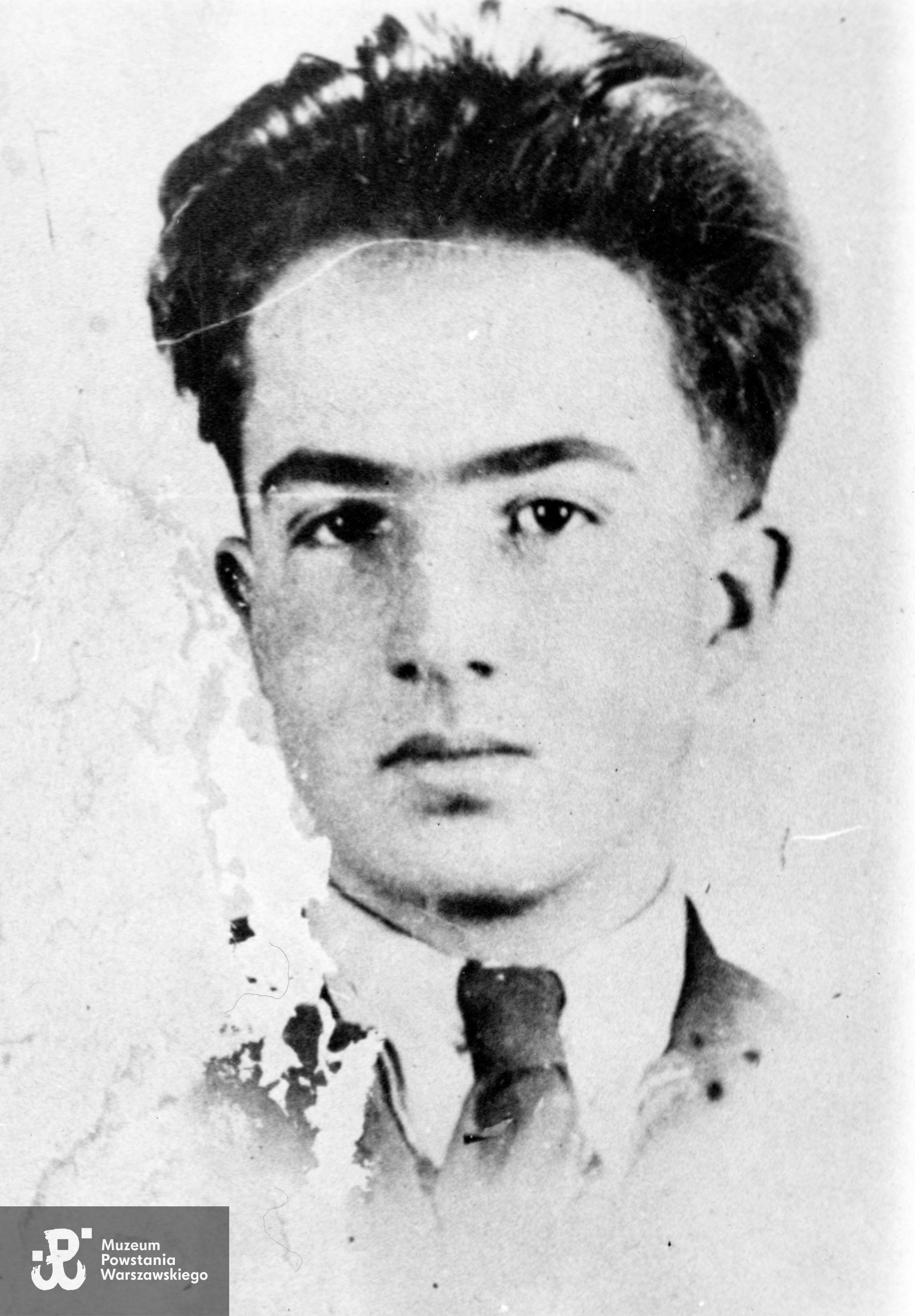 Lotar Olgierd Kozłowski ps."Olgierd" (1926-1944).   Źródło: Muzeum Powstania Warszawskiego, sygn. MPW-A/615 Ilustrowany pamiętnik autorstwa Stefana Matyjaszkiewicza