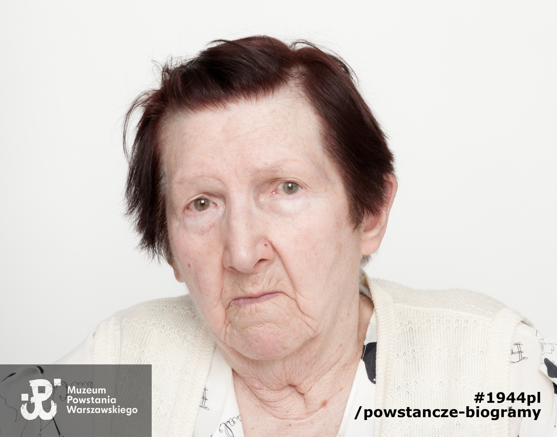 Kwieta Kurkowska-Bondarecka . Zdjęcie z serii portretów Powstańców Warszawskich w ramach projektu "1944/70/2014" realizowanego przez grupę WWPHOTO dla uczczenia 70. rocznicy wybuchu Powstania Warszawskiego. Muzeum Powstania Warszawskiego, 22.07-04.08 2013.