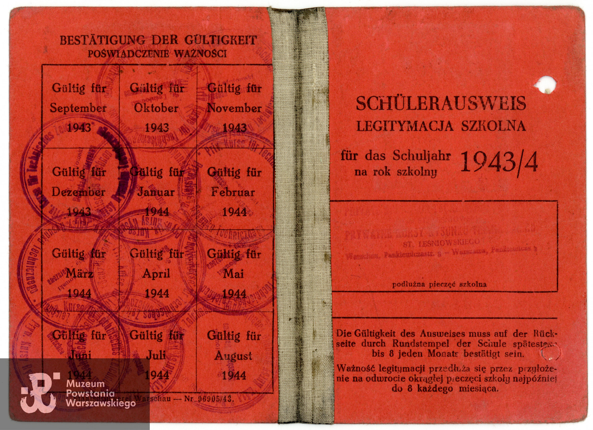 Schülerausweis (legitymacja szkolna). Ze zbiorów rodzinnych córki, p. Krystyny Boratyn