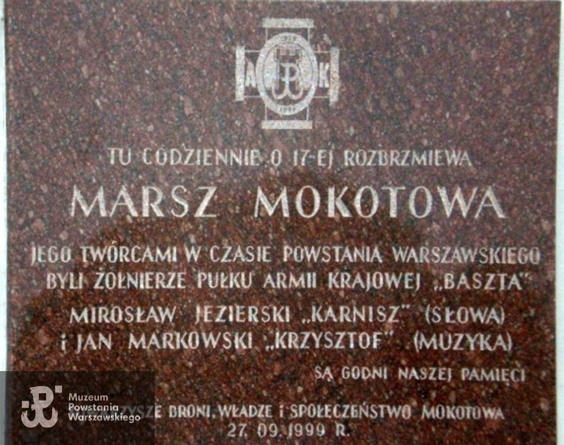 Tablica poświęcona autorom "Marszu Mokotowa" umieszczona na "Domku Gotyckim" przy ul.Puławskiej 59.