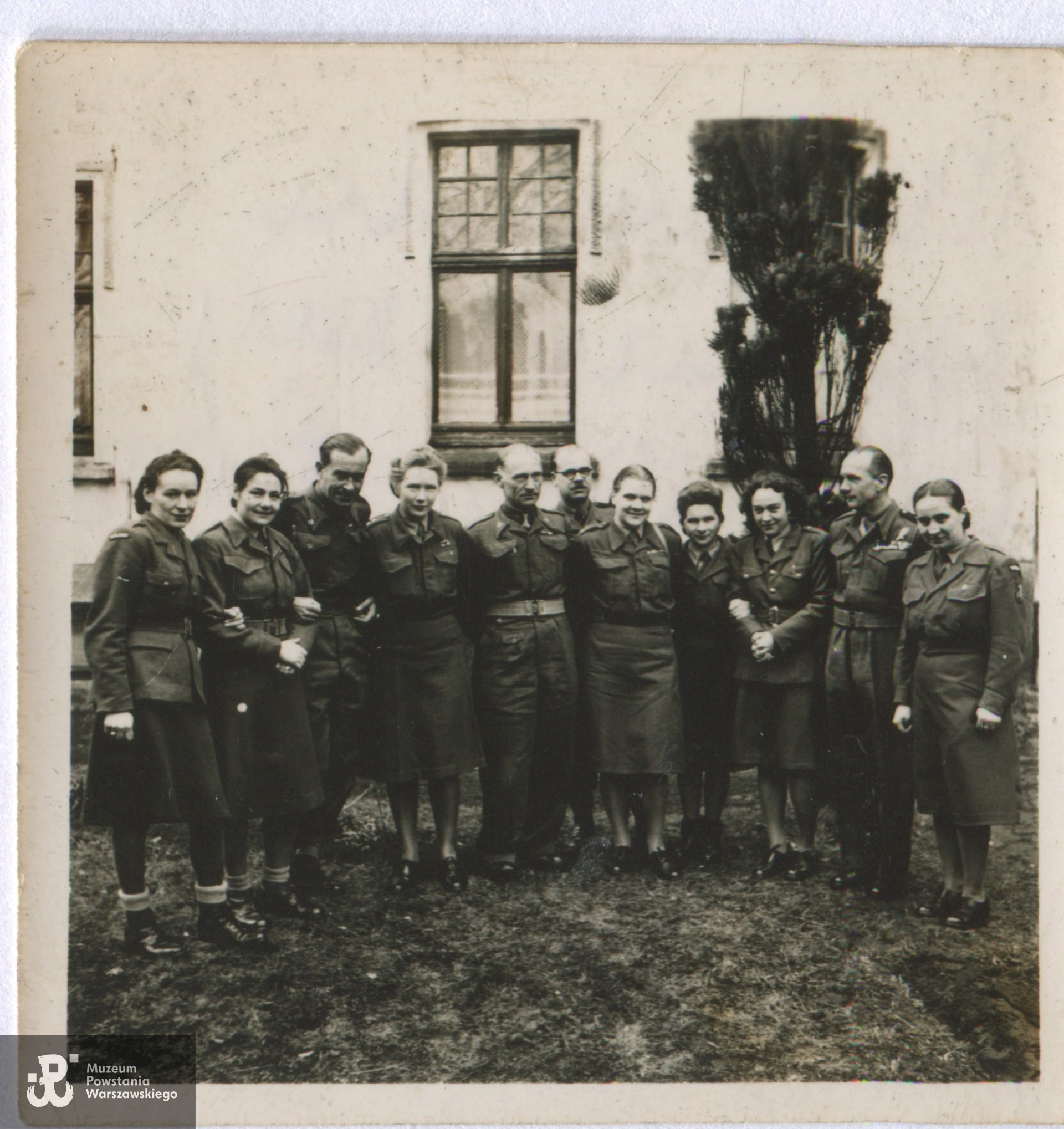 Fot. z archiwum rodzinnego p. Marii Elżbiety Dembek z d. Zapart ps. Miśka, udostępnił  p. Roman Dembek