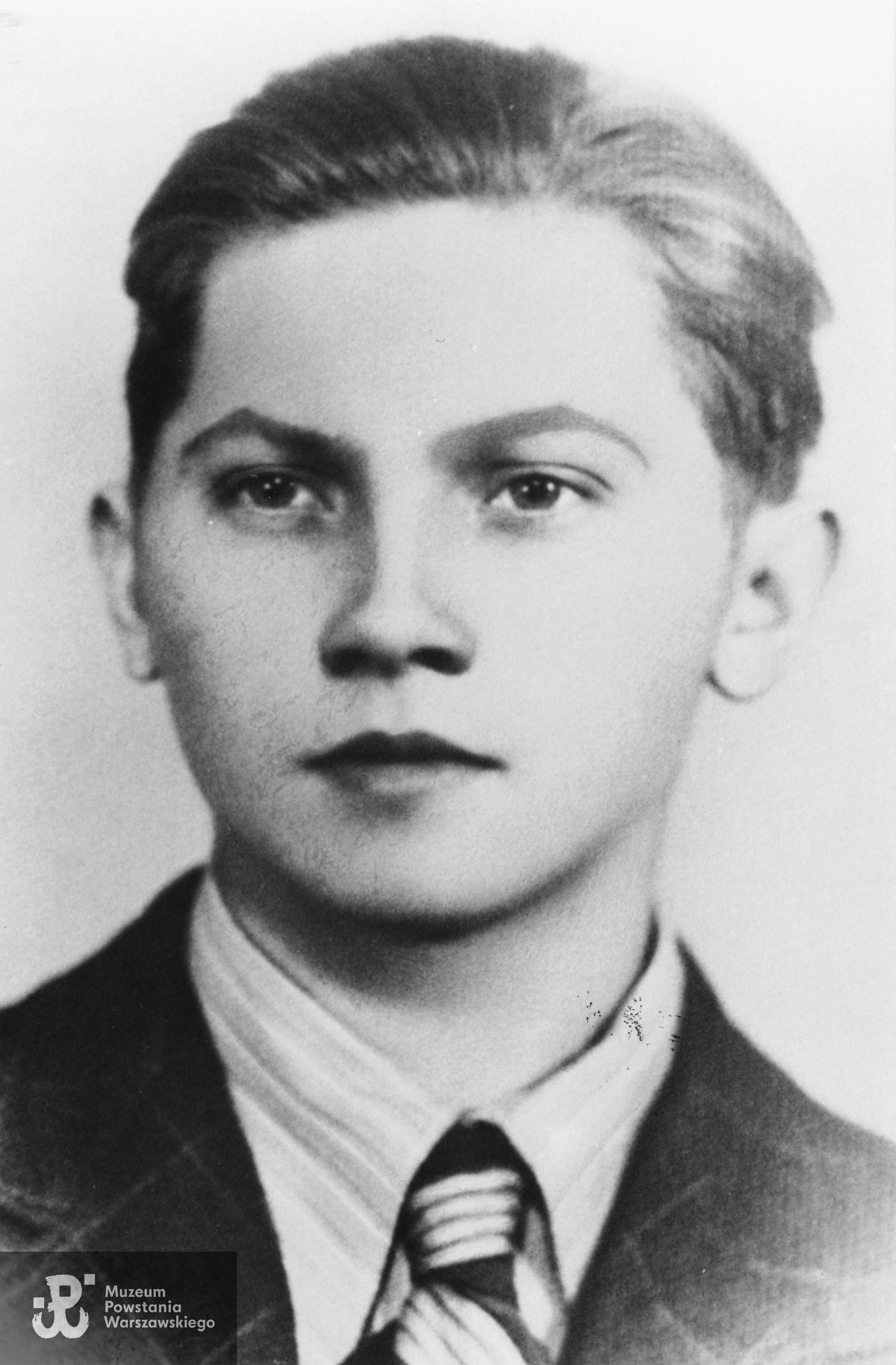 Józef Bogdański ps. "Mały" (1926-1944). Fot. ze zbiorów Muzeum Powstania Warszawskiego, przekazała p. Elżbieta Łukojko, siostrzenica Powstańca.