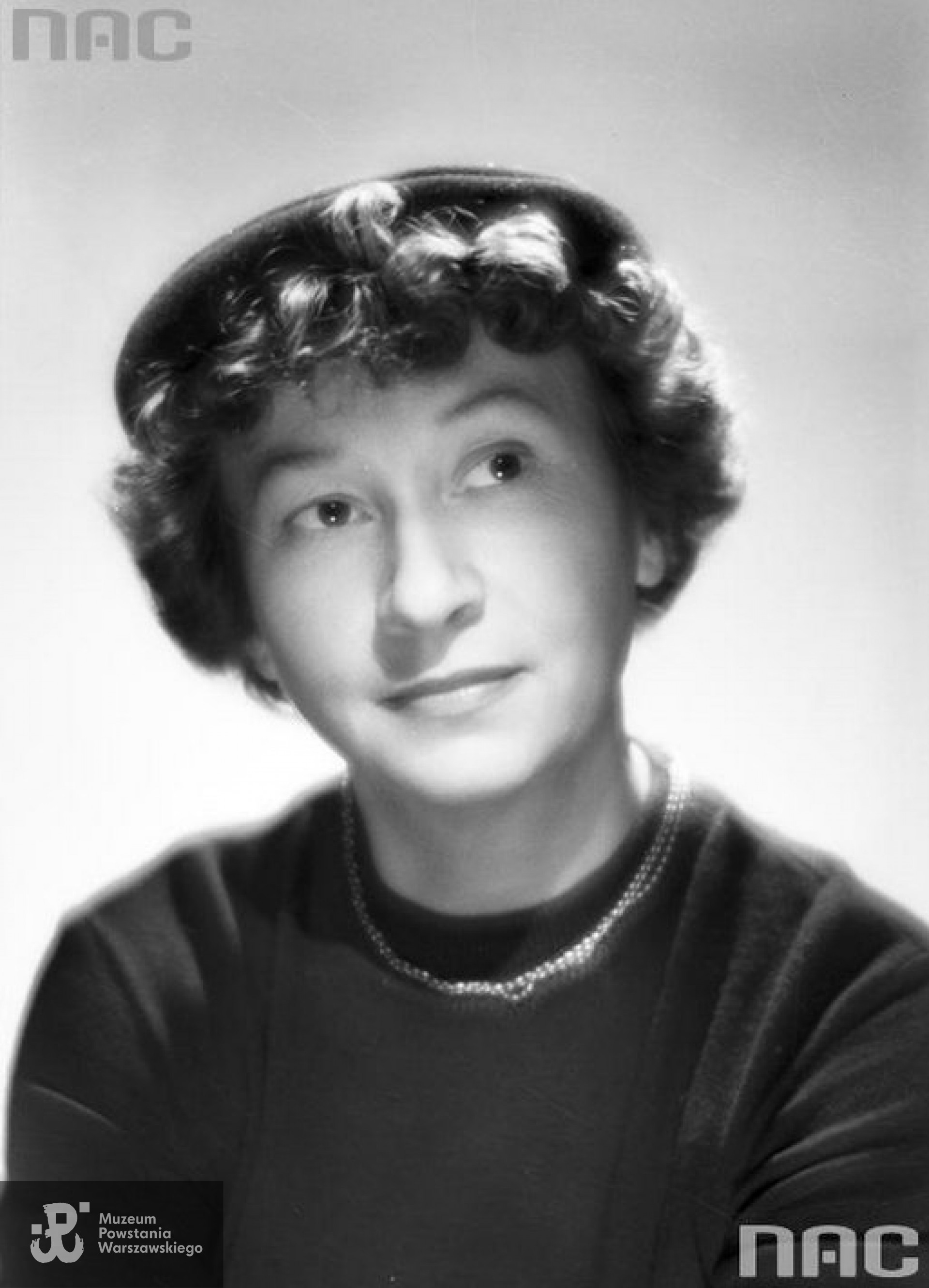 Irena Kwiatkowska. Archiwum fotograficzne Edwarda Hartwiga. Zbiory NAC [www.nac.gov.pl]