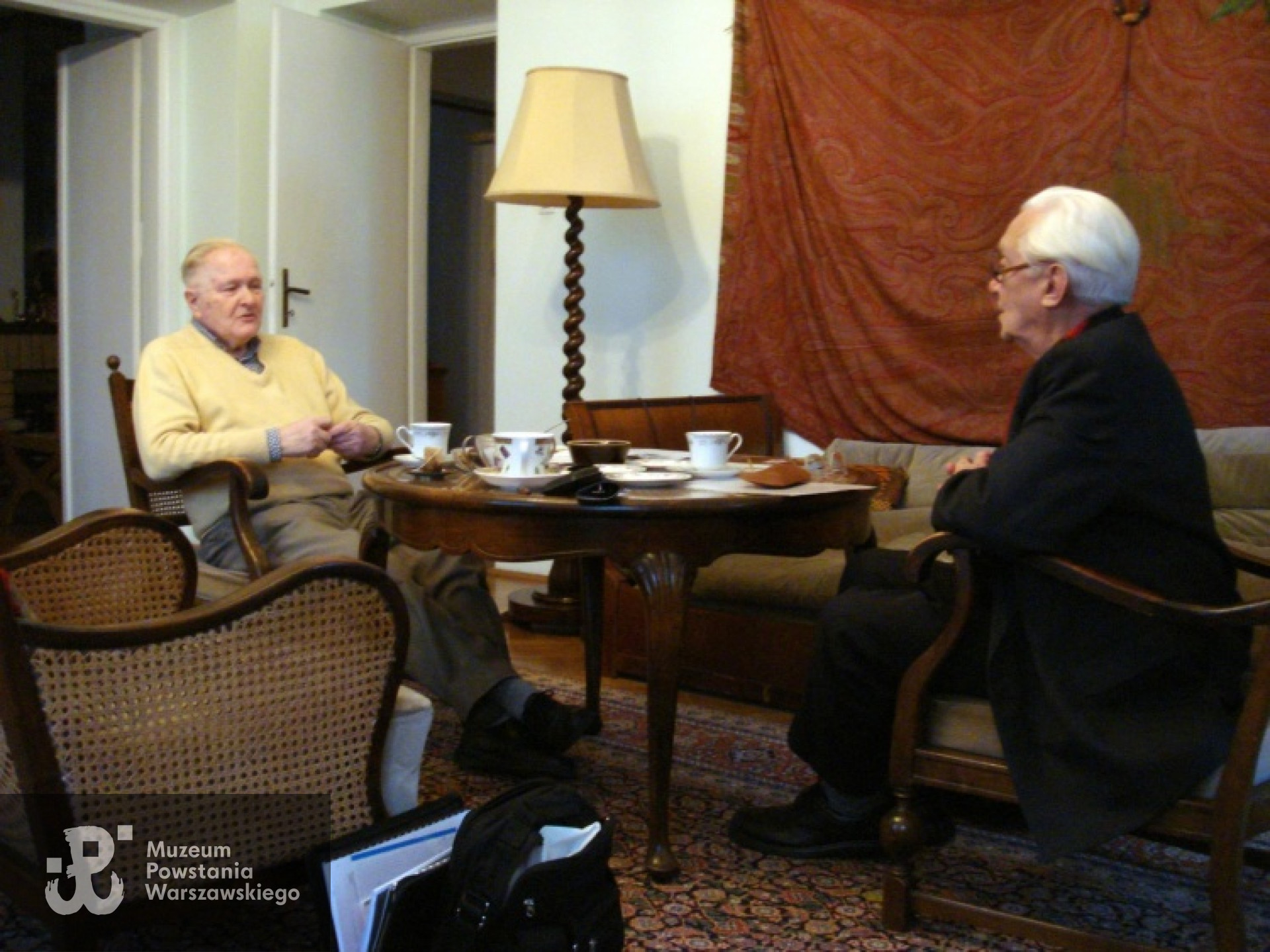 Spotkanie u Zygmunta Rakowieckiego. Po lewej Zygmunt Rakowiecki po prawej Ryszard Boreński. Ze zbiorów Jana Wawszczyka.