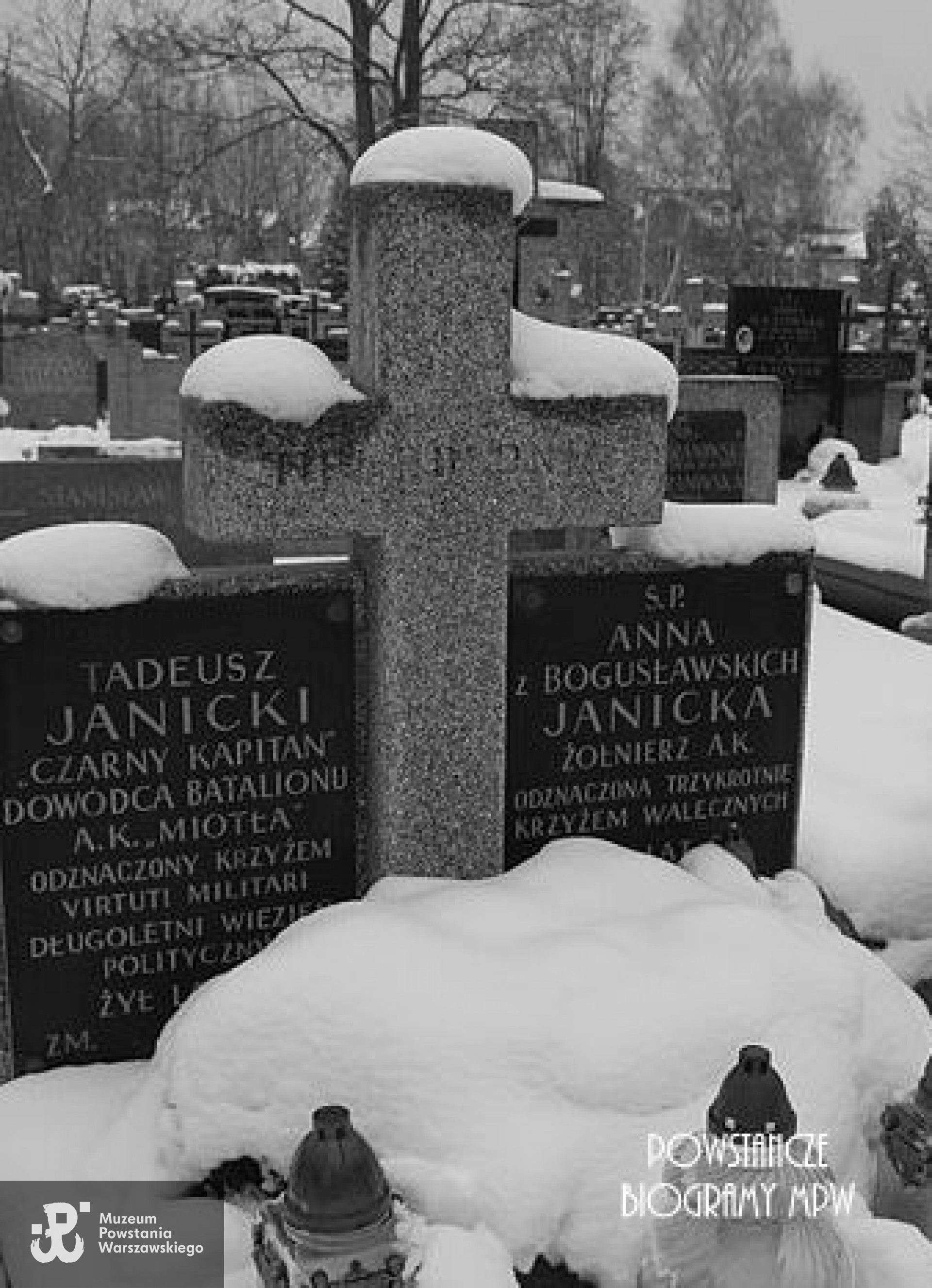 Mogiła Anny Bogusławskiej - Janickiej i Tadeusza Janickiego na Cmentarzu w Wilanowie. Fot. Mateusz Opasiński