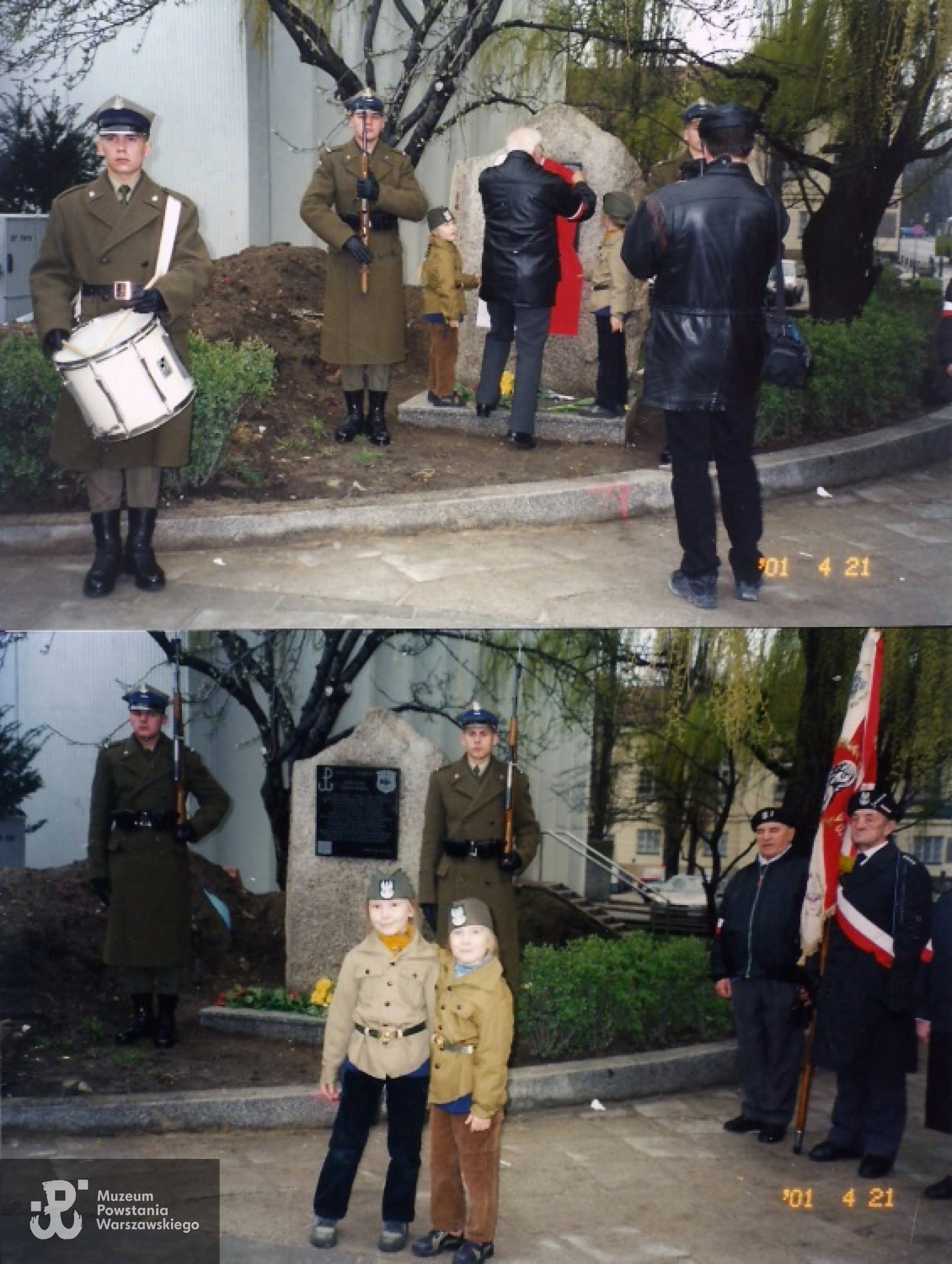 Mieczysław Sztejerwald z wnuczkami Agnieszką i Iwoną podczas odsłony tablicy pamiątkowej "Reduta Nałęcz" w Al. Solidarności 68
