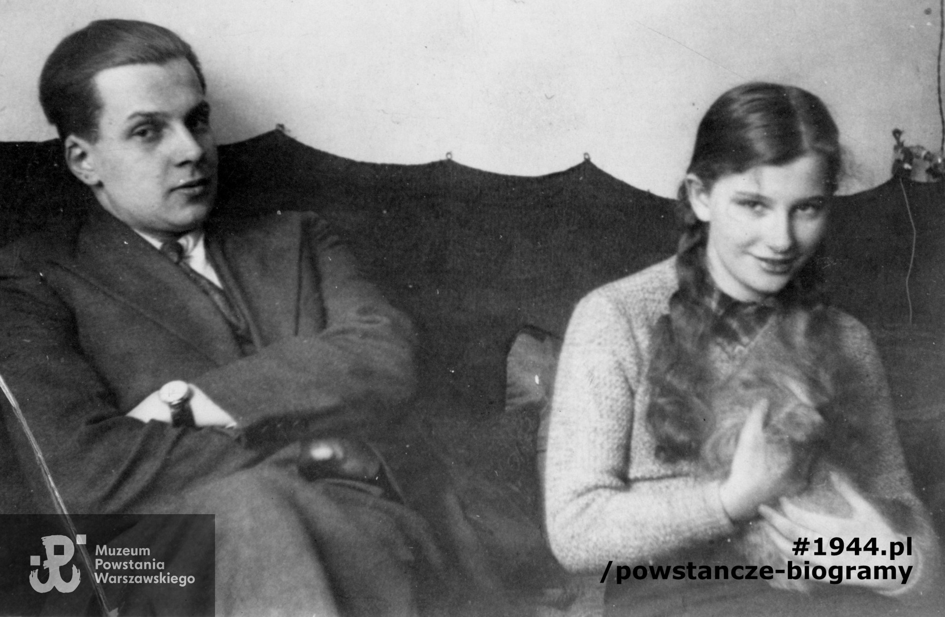 Anna Sadkowska z bratem  Witoldem ps. "Żelazny". Fot. ze zbiorów Muzeum Powstania Warszawskiego, zbiór Ewy Orlikowskiej-Krasnowolskiej, P/8681 