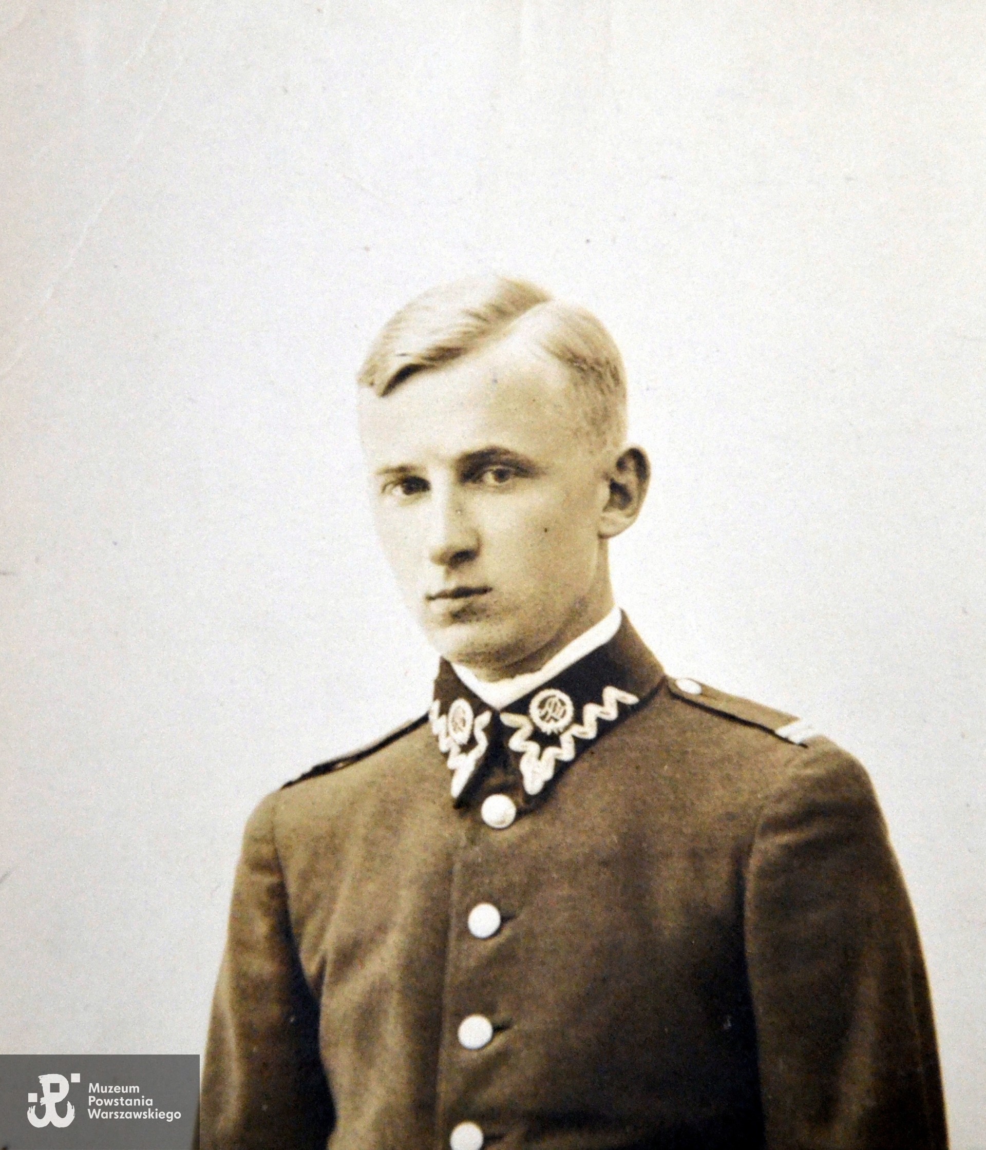 por. Janusz Poziomski - zdjęcie sprzed 1939 r. Skan udostępnił p. Zbigniew Tyszka