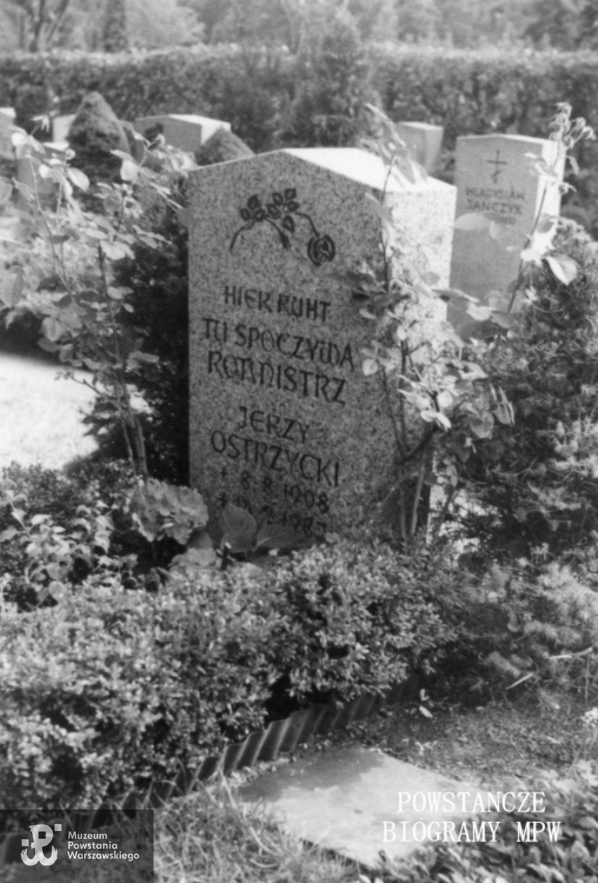 Nagrobek rtm. Jerzego Ostrzyckiego - polska kwatera wojskowa na Cmentarzu w Mannheim. Ze zbiorów rodzinnych syna, p. Jacka Ostrzyckiego.