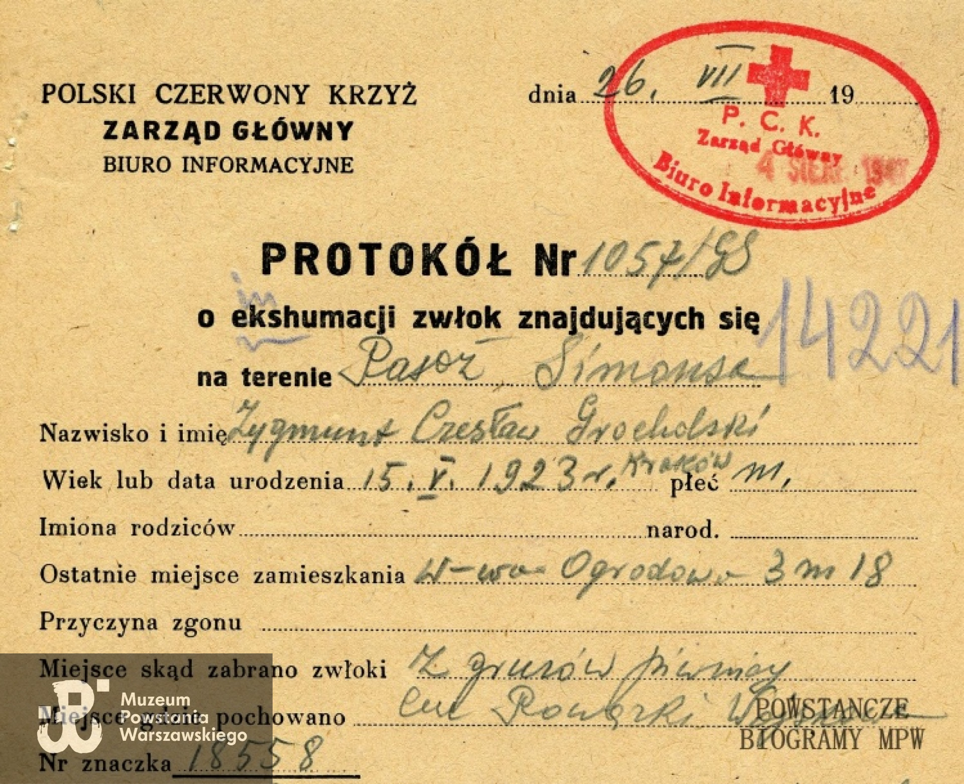 Fragment protokołu ekshumacyjnego Polskiego Czerwonego Krzyża. Fot. MPW