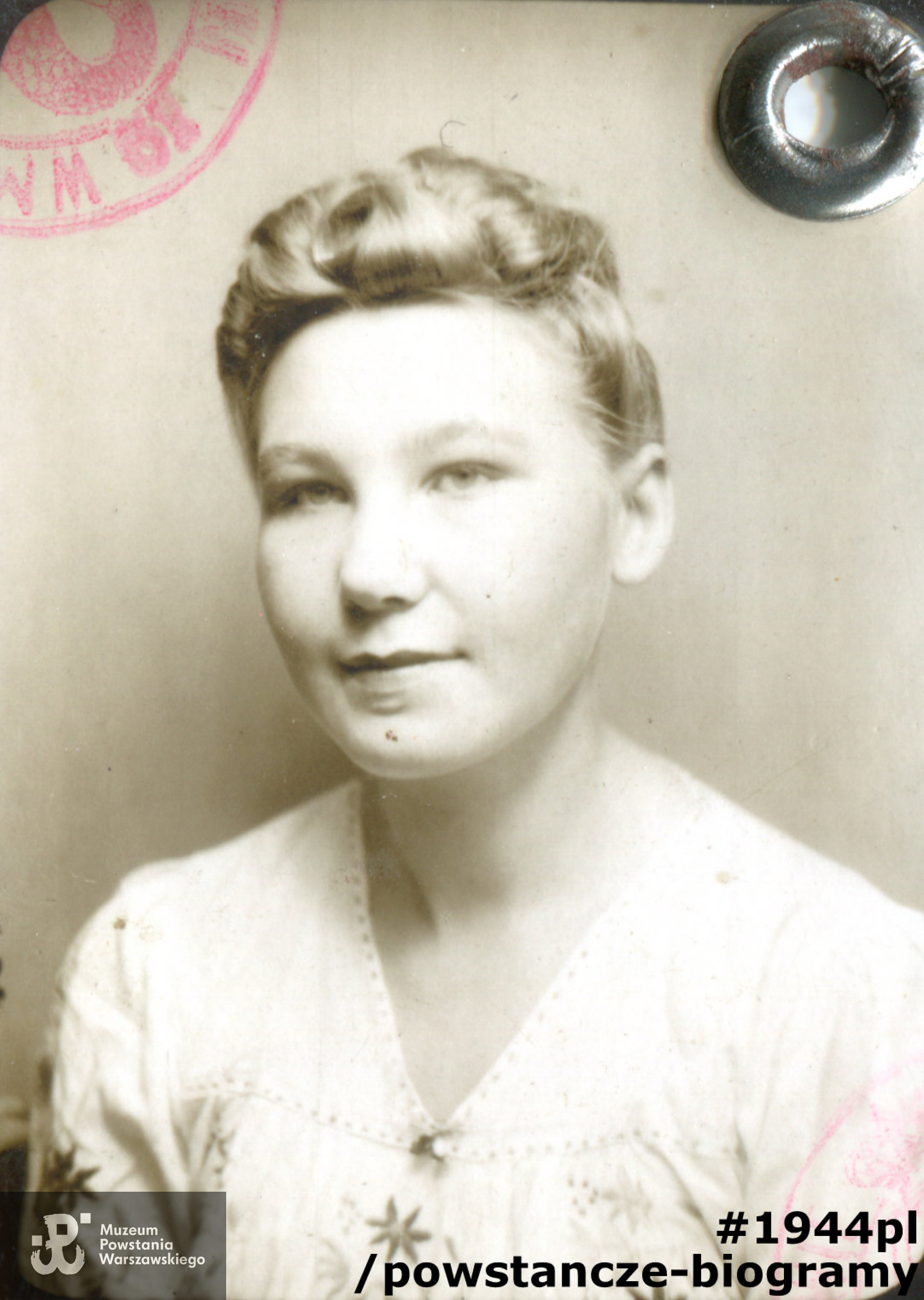 Fotografia z okupacyjnej kenkarty, zbiory Muzeum Powstania Warszawskiego sygnatura P/9152 