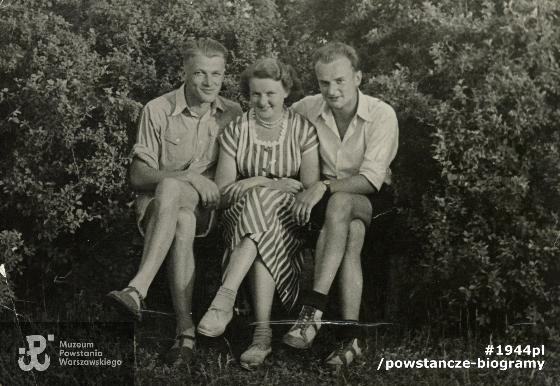 Rodzeństwo Rutkowskich: od lewej Krzysztof, Elżbieta, Józef. Fot. ze zbiorów rodzinnych udostępnione przez p. Jana Polaczka, syna Aliny Polaczkowej z d. Rutkowskiej ps. Alina