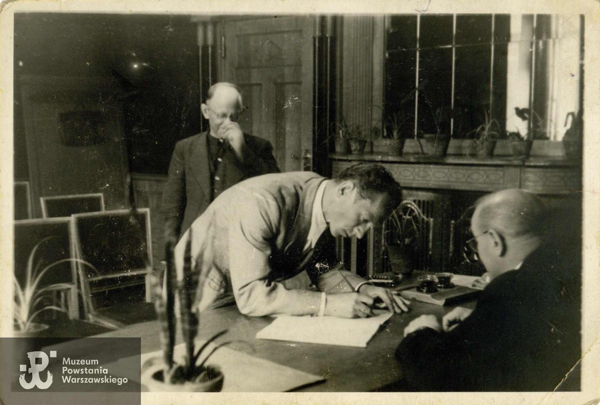 Fot. z archiwum rodzinnego p. Hanny Łazowskiej, wnuczki Powstańca. Skany wykonano w Muzeum Powstania Warszawskiego, 07/2024