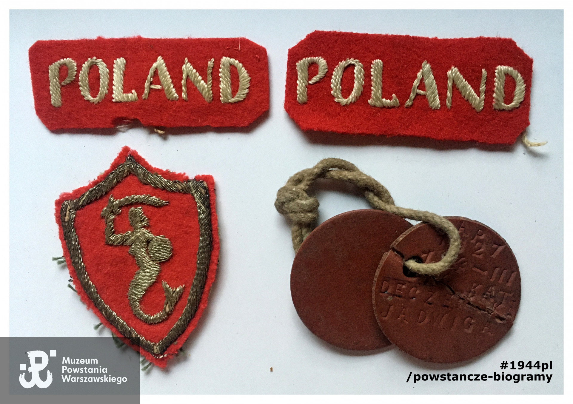 Naszywki mundurowe Jadwigi Deczewskiej. Pamiątka ze zbiorów rodzinnych, fot. udostępnił p. Paweł Obidziński (syn), za pośrednictwem p. Roberta Korczaka z Urzędu Miasta i Gminy Góra Kalwaria