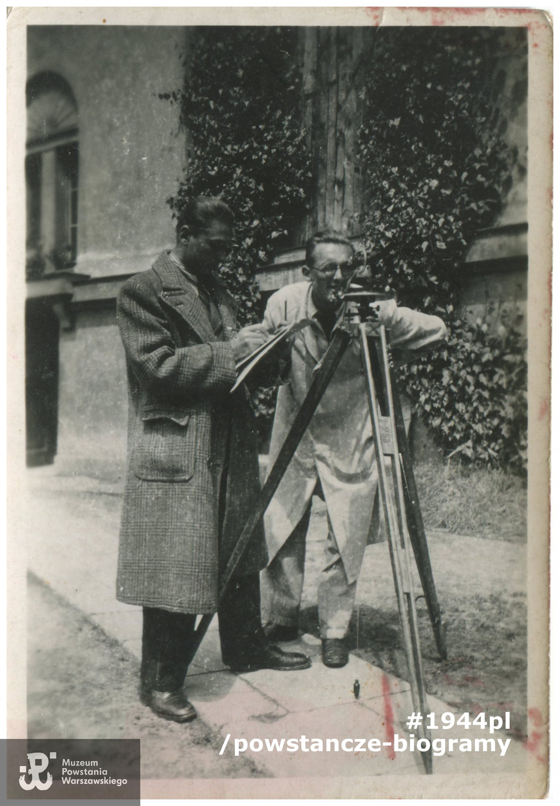 Politechnika Warszawa, 1948-1949. Fot. z archiwum rodzinnego p. Ryszarda Krokwy, skan: Pokój Kombatanta MPW