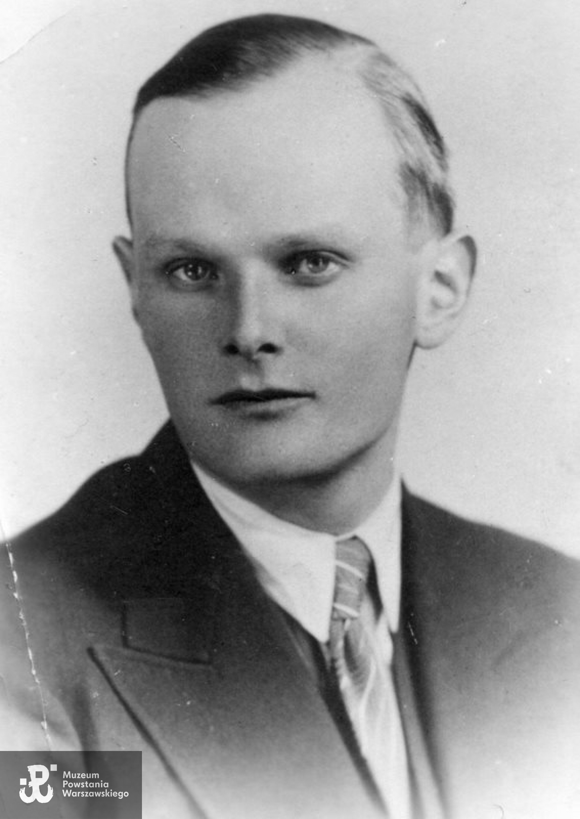 Fot. ze zbiorów prywatnych, źródło: www.boretti-saga.pl/album_fotograficzny/foto_legitymacyjne/jozef_pius_kozuchowski.jpg