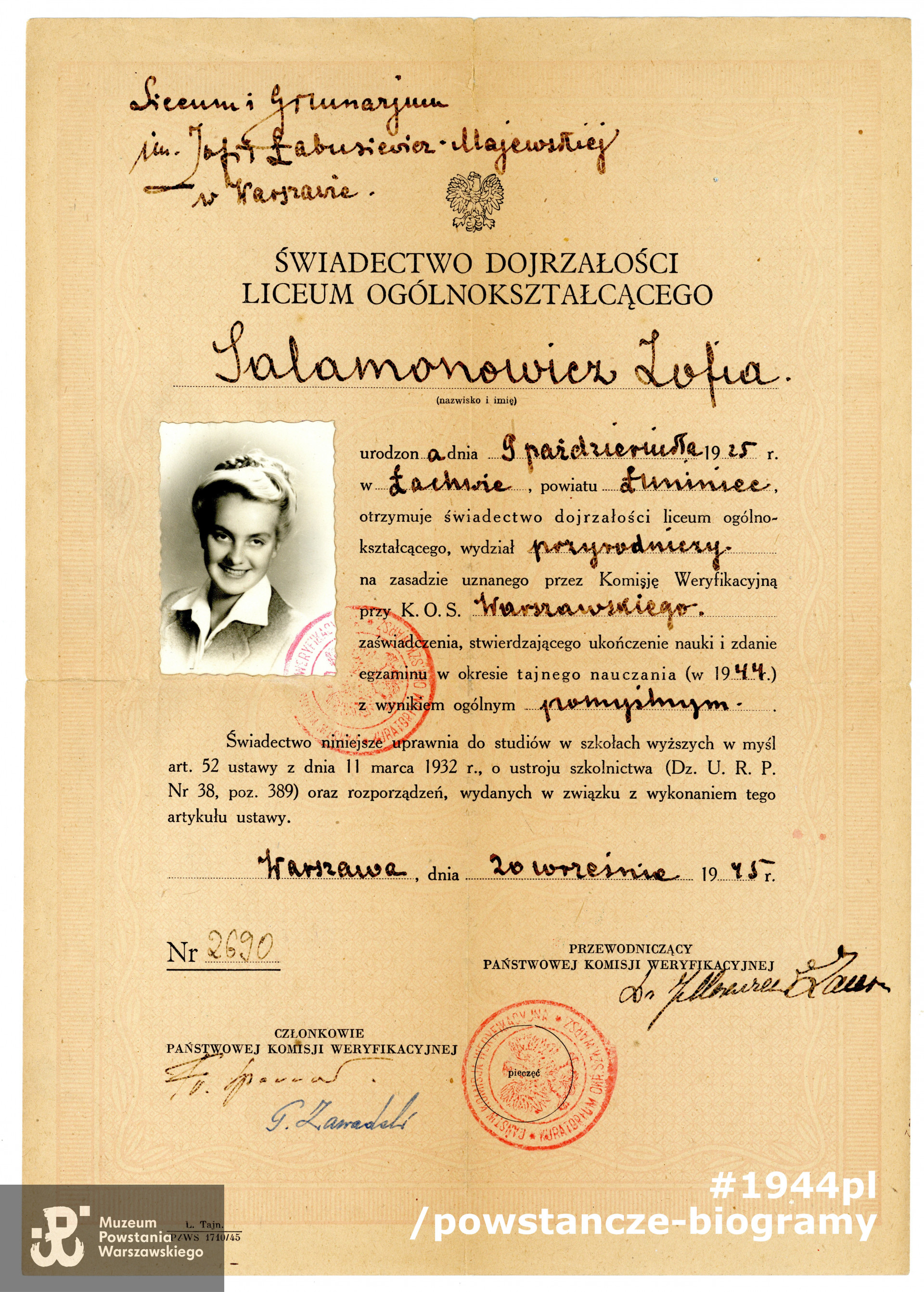 Świadectwo maturalne -1947. Ze zbiorów rodzinnych. Skan wykonany w Muzeum Powstania Warszawskiego w listopadzie 2021 r. 