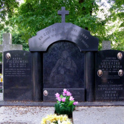 Mogiła na Cmentarzu Bródnowskim w Warszawie. Fot. MP/ AR MPW