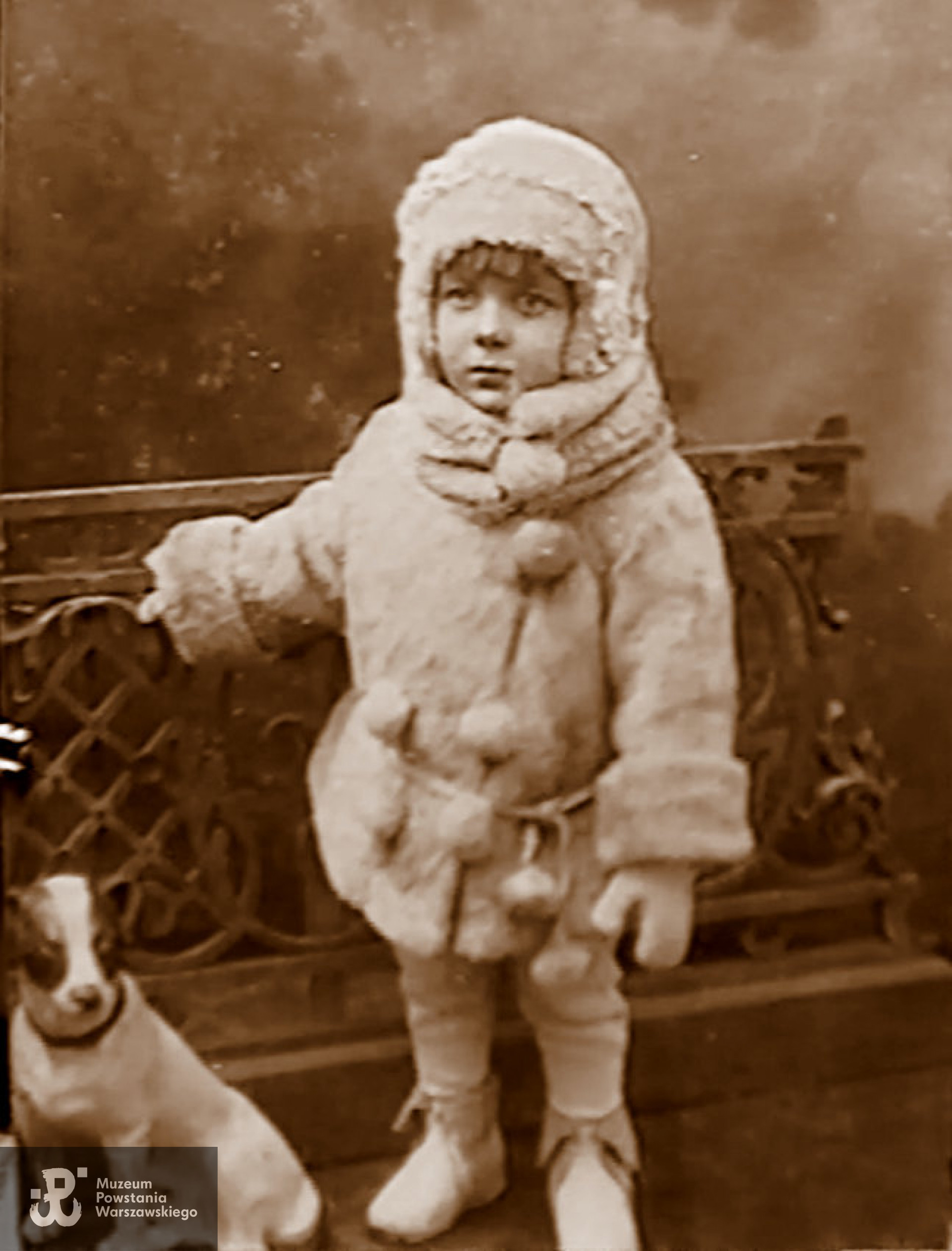 Mała Danusia. Początek lat 30-tych XX w. Fot. ze zbiorów rodzinnych, udostępniła p. Sylwia Jurczyk