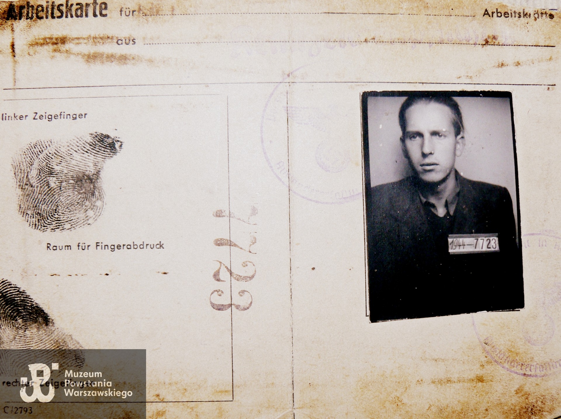 Karta pracy (Arbeitskarte) wystawiona dla robotnika przymusowego Edwarda Gajdy. Fot. nadesłała p. Olga Gajda