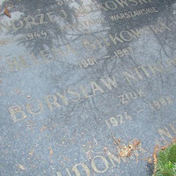 Cmentarz Wojskowy na Powązkach, kwatera A27, rząd 7, grób 7. Fot. Muzeum Powstania Warszawskiego/Baza Grobów Powstańców Warszawskich